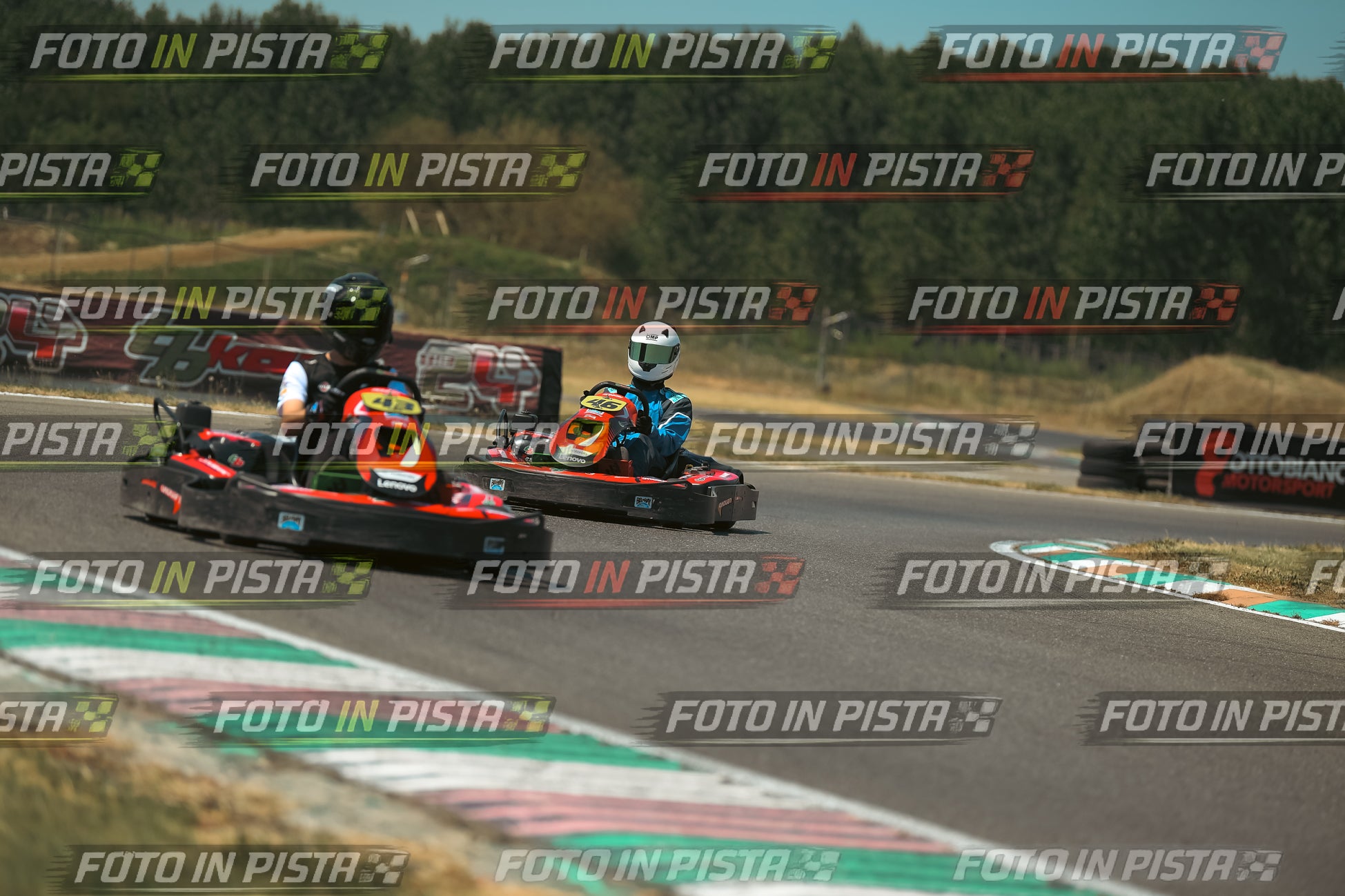 Foto KART.040726.GRUPPOB100
