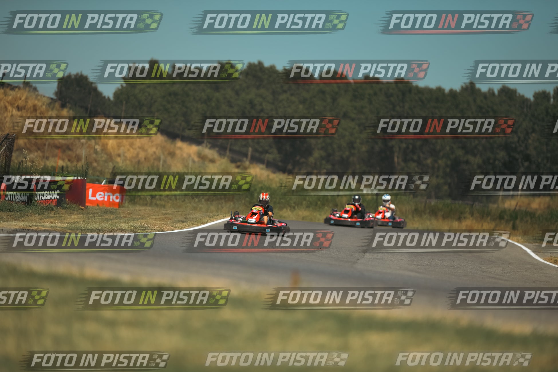 Foto KART.040726.GRUPPOB176