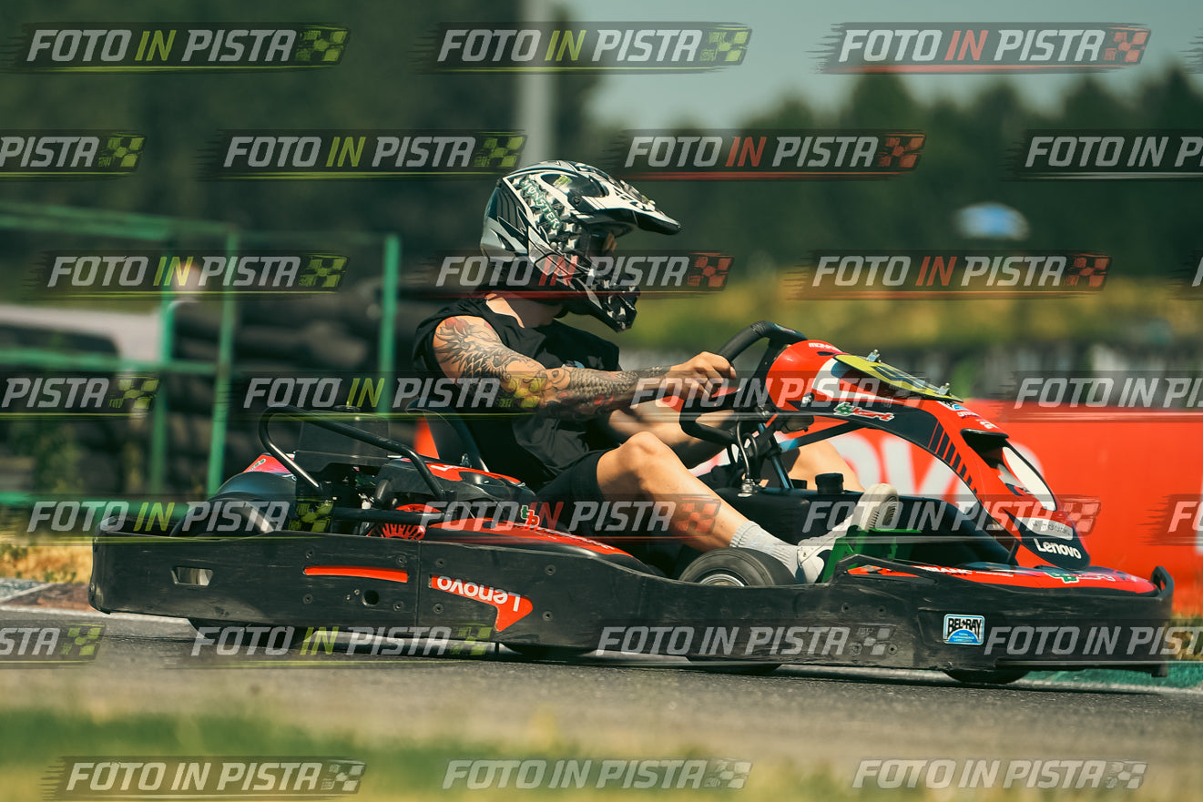 Foto KART.040726.GRUPPOB243
