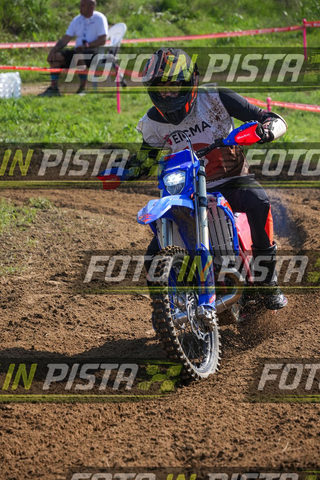 EICMA 19-09 14:00-15:00 · LAL00124