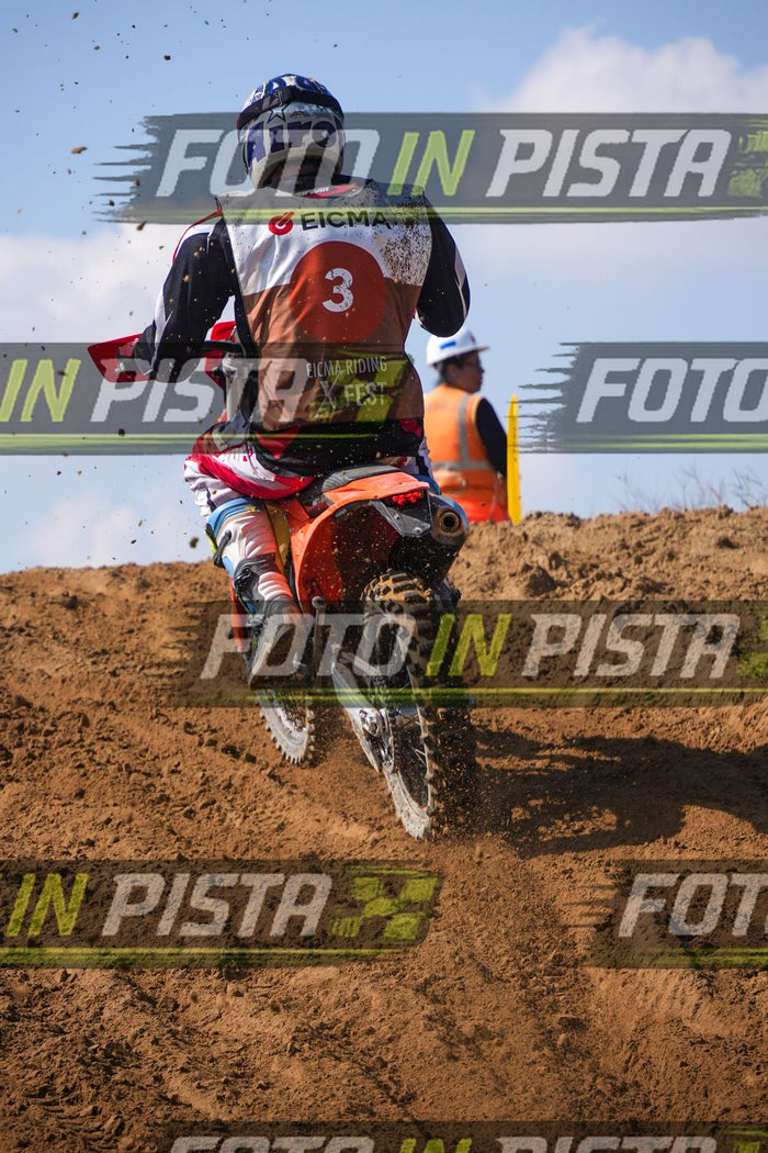EICMA 19-09 14:00-15:00 · LAL00165