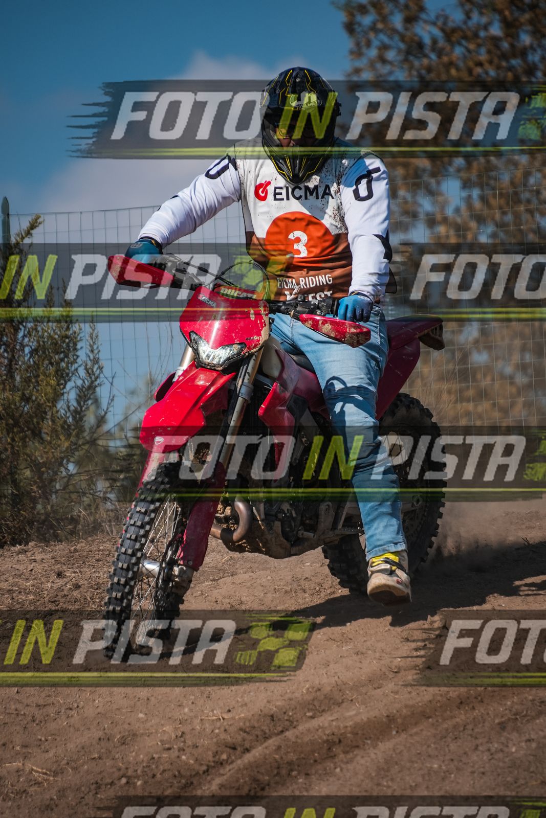 EICMA 19-09 15:00-16:00 · LAL00256