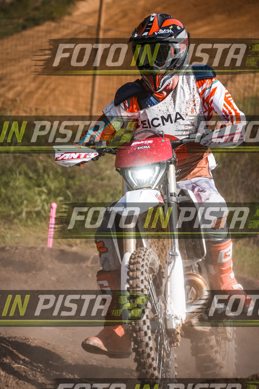 EICMA 19-09 15:00-16:00 · LAL00404