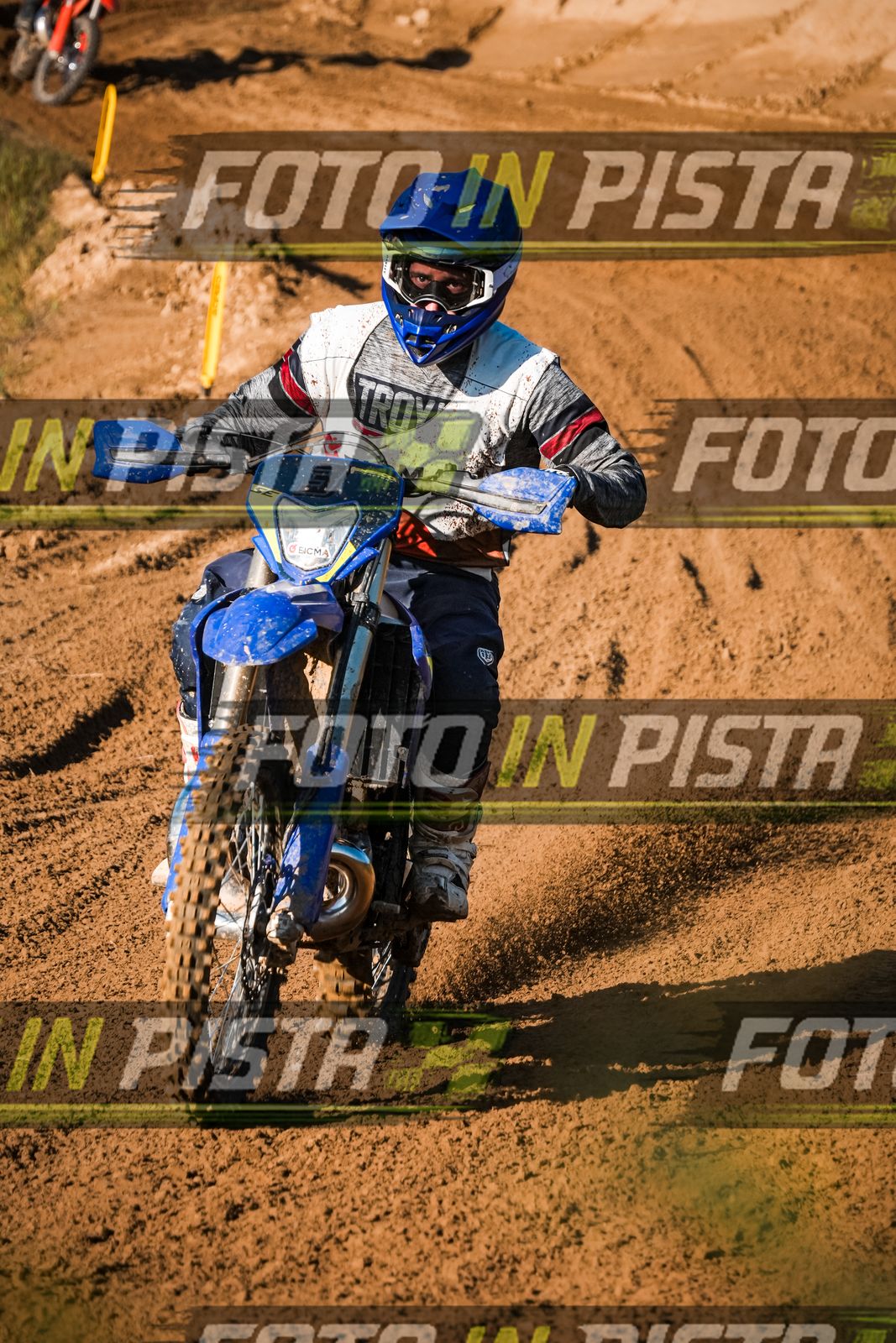 EICMA 19-09 17:00-18:00 · LAL00877