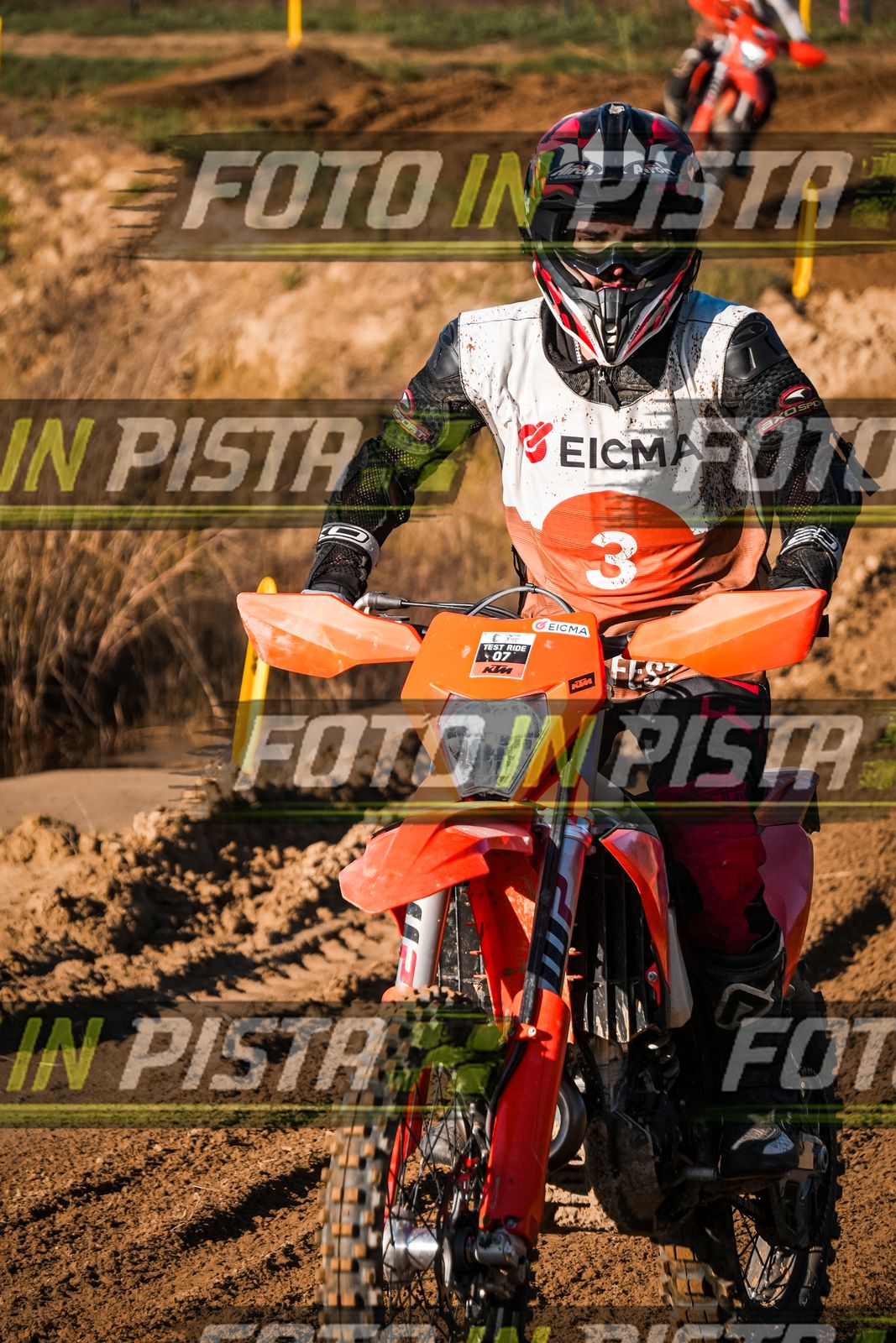 EICMA 19-09 17:00-18:00 · LAL00880
