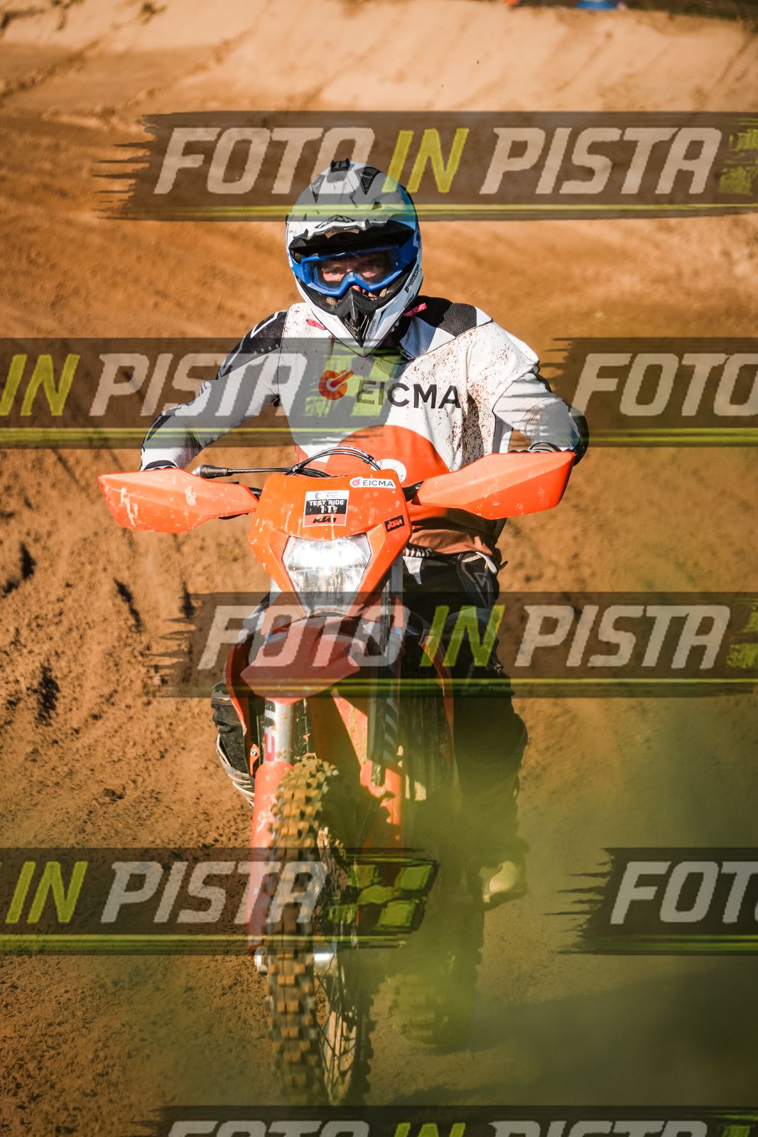 EICMA 19-09 17:00-18:00 · LAL00881