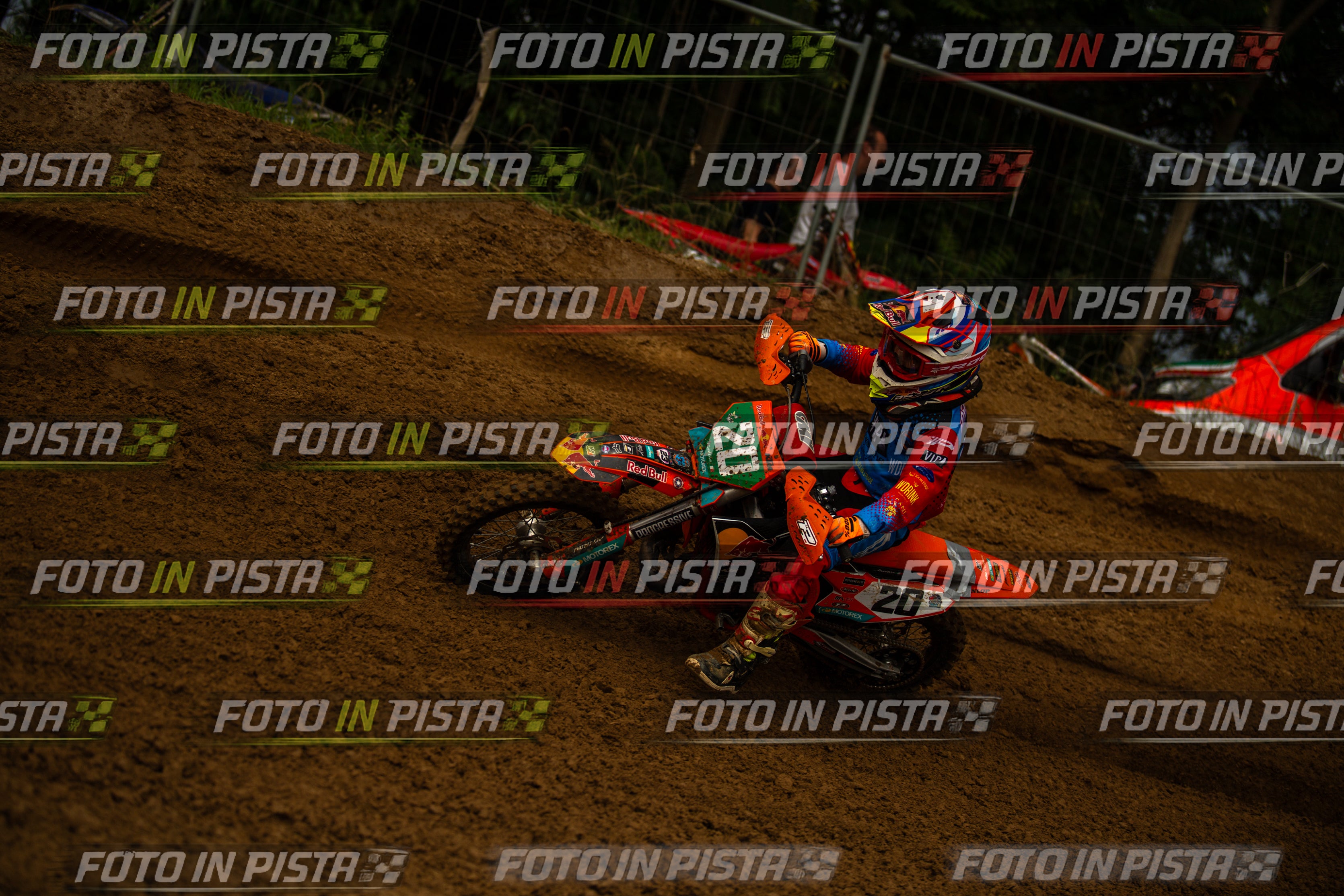 Scatto #122 - Pilota Moto 20 - MOTORNEXT.020626.MINICROSS65water