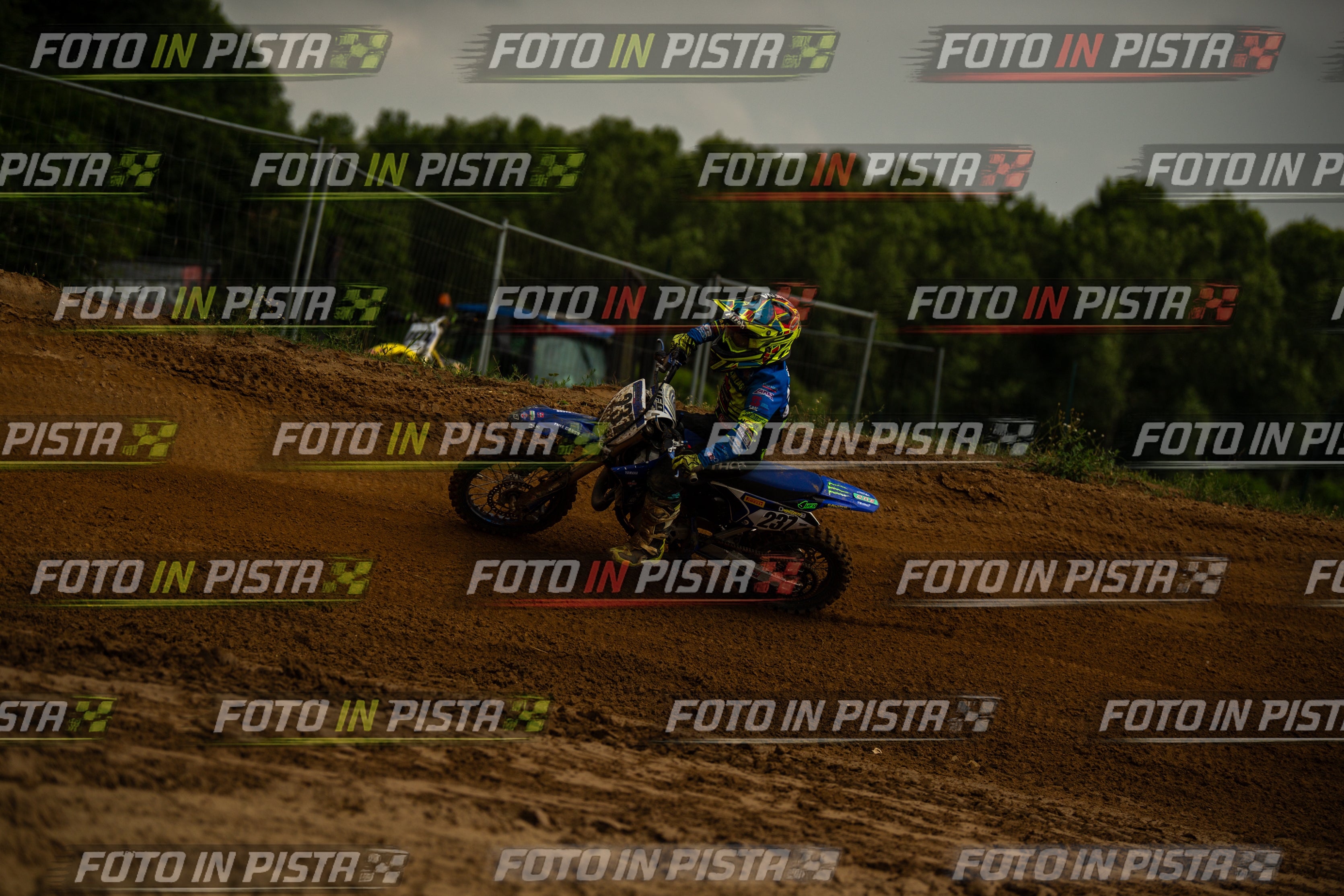 Scatto #126 - Pilota Moto 237 - MOTORNEXT.020626.MINICROSS65water