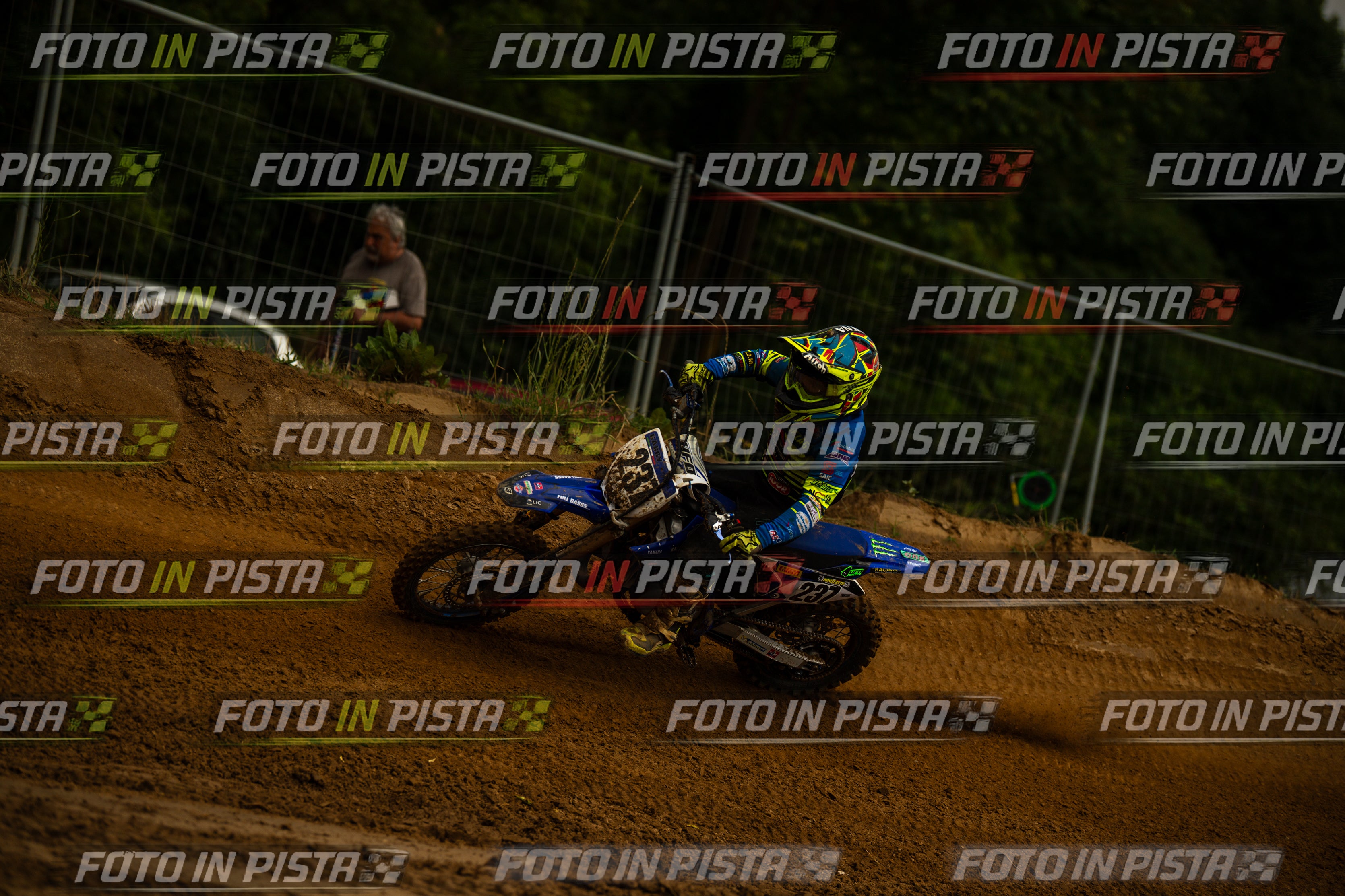 Scatto #127 - Pilota Moto 237 - MOTORNEXT.020626.MINICROSS65water