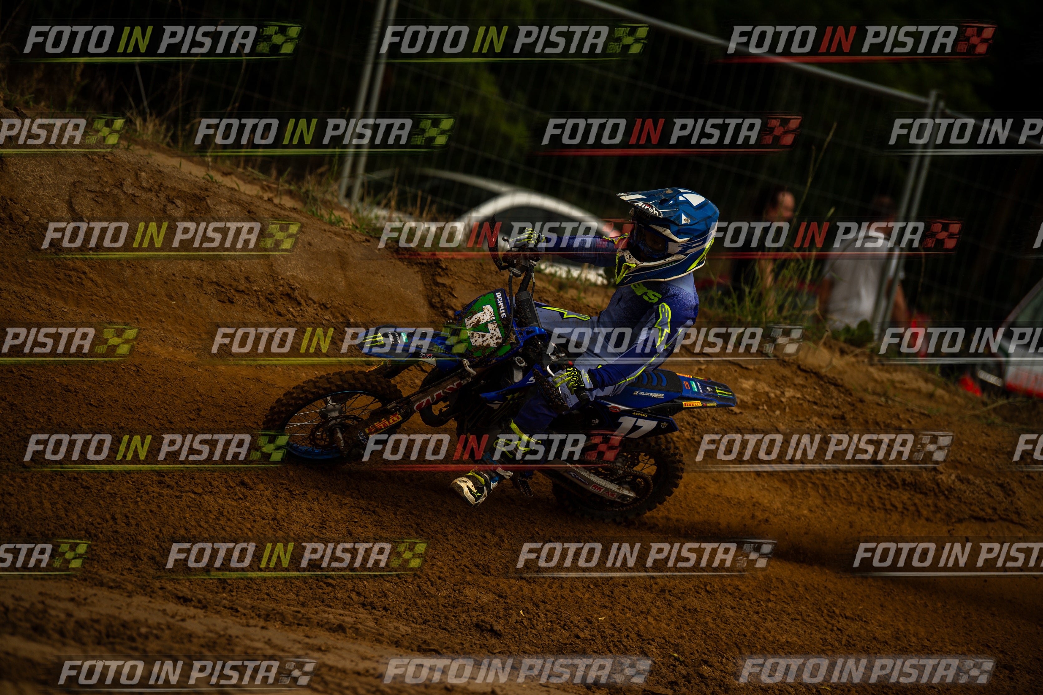 Scatto #142 - Pilota Moto 17 - MOTORNEXT.020626.MINICROSS65water