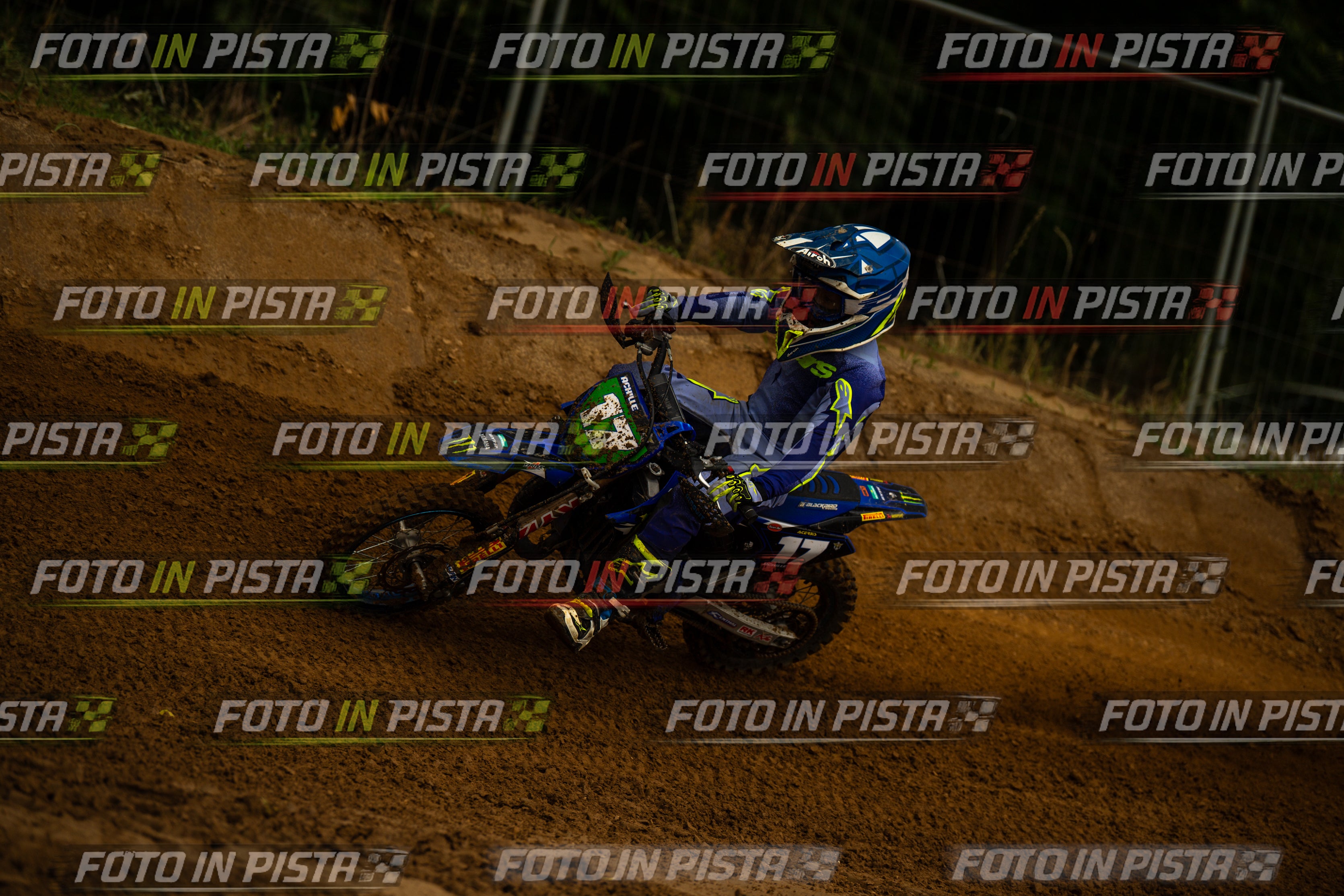 Scatto #143 - Pilota Moto 17 - MOTORNEXT.020626.MINICROSS65water
