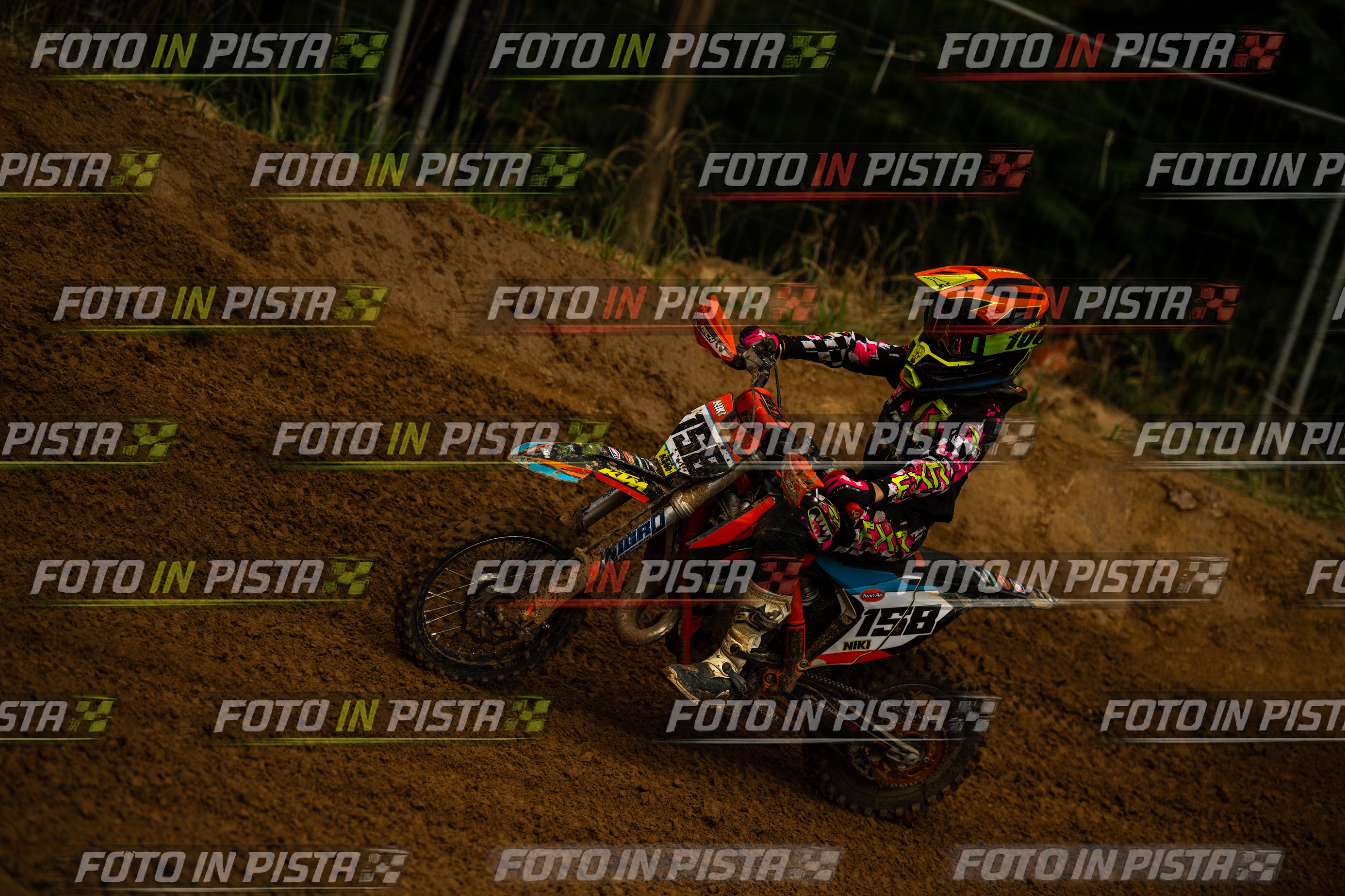 Scatto #166 - Pilota Moto 158 - MOTORNEXT.020626.MINICROSS65water