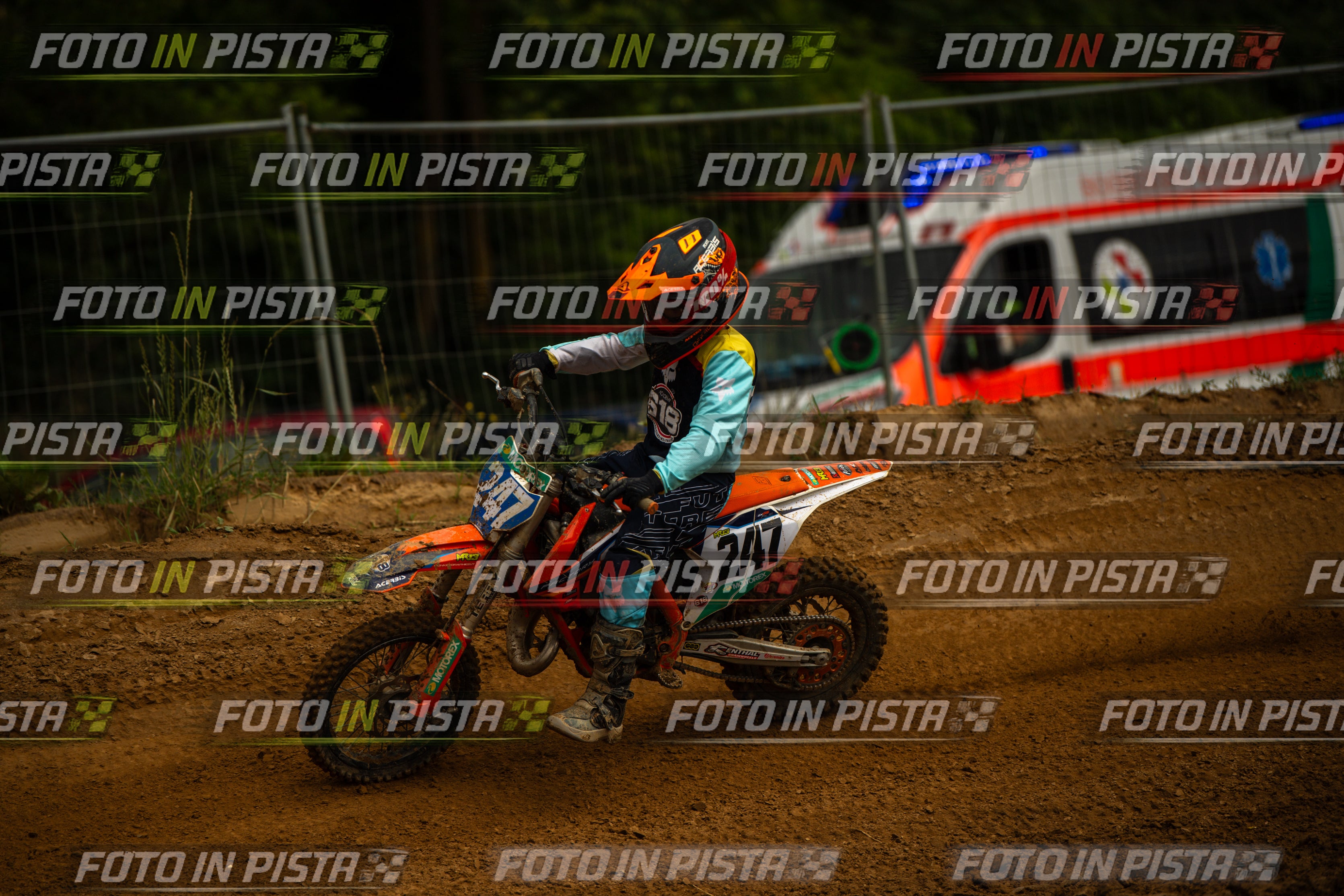 Scatto #172 - Pilota Moto 247 - MOTORNEXT.020626.MINICROSS65water