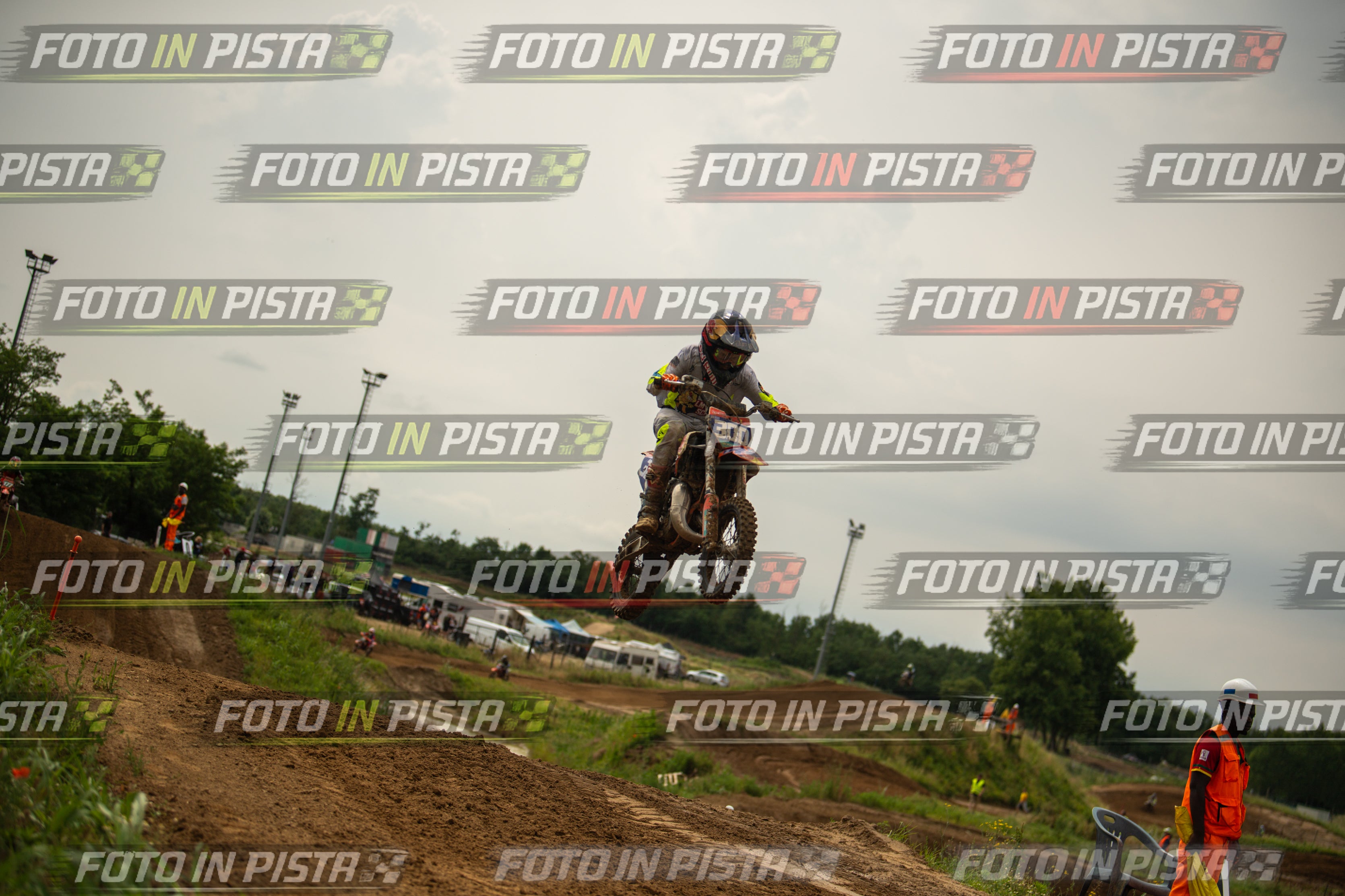 Scatto #17 - Pilota Moto 300 - MOTORNEXT.020626.MINICROSS65water