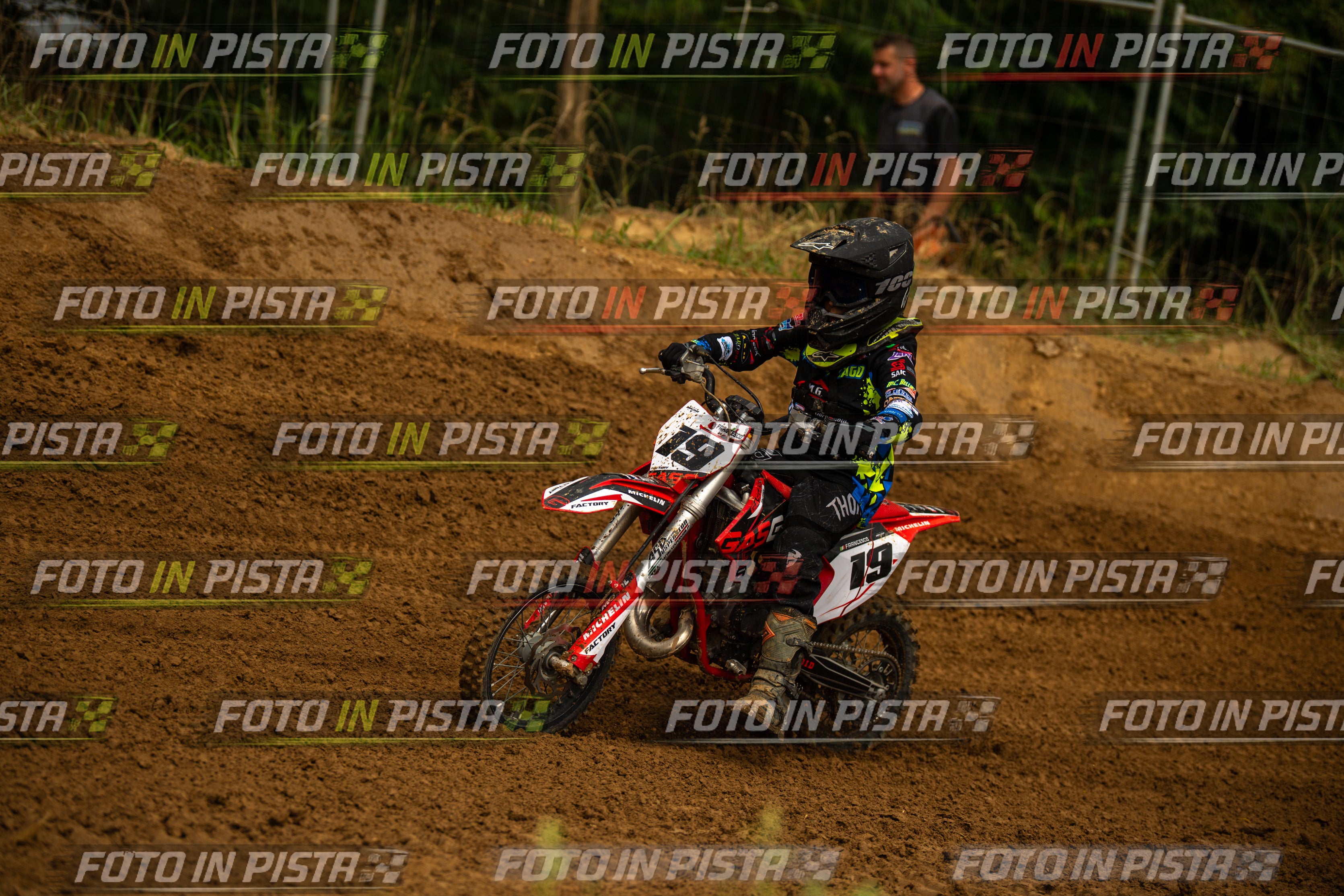 Scatto #185 - Pilota Moto 19 - MOTORNEXT.020626.MINICROSS65water