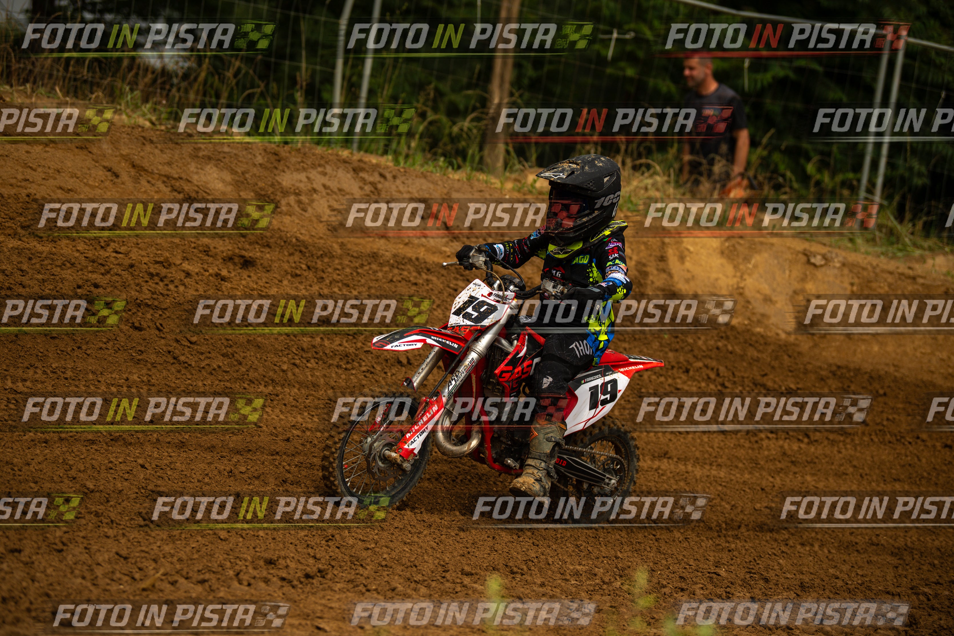 Scatto #186 - Pilota Moto 19 - MOTORNEXT.020626.MINICROSS65water