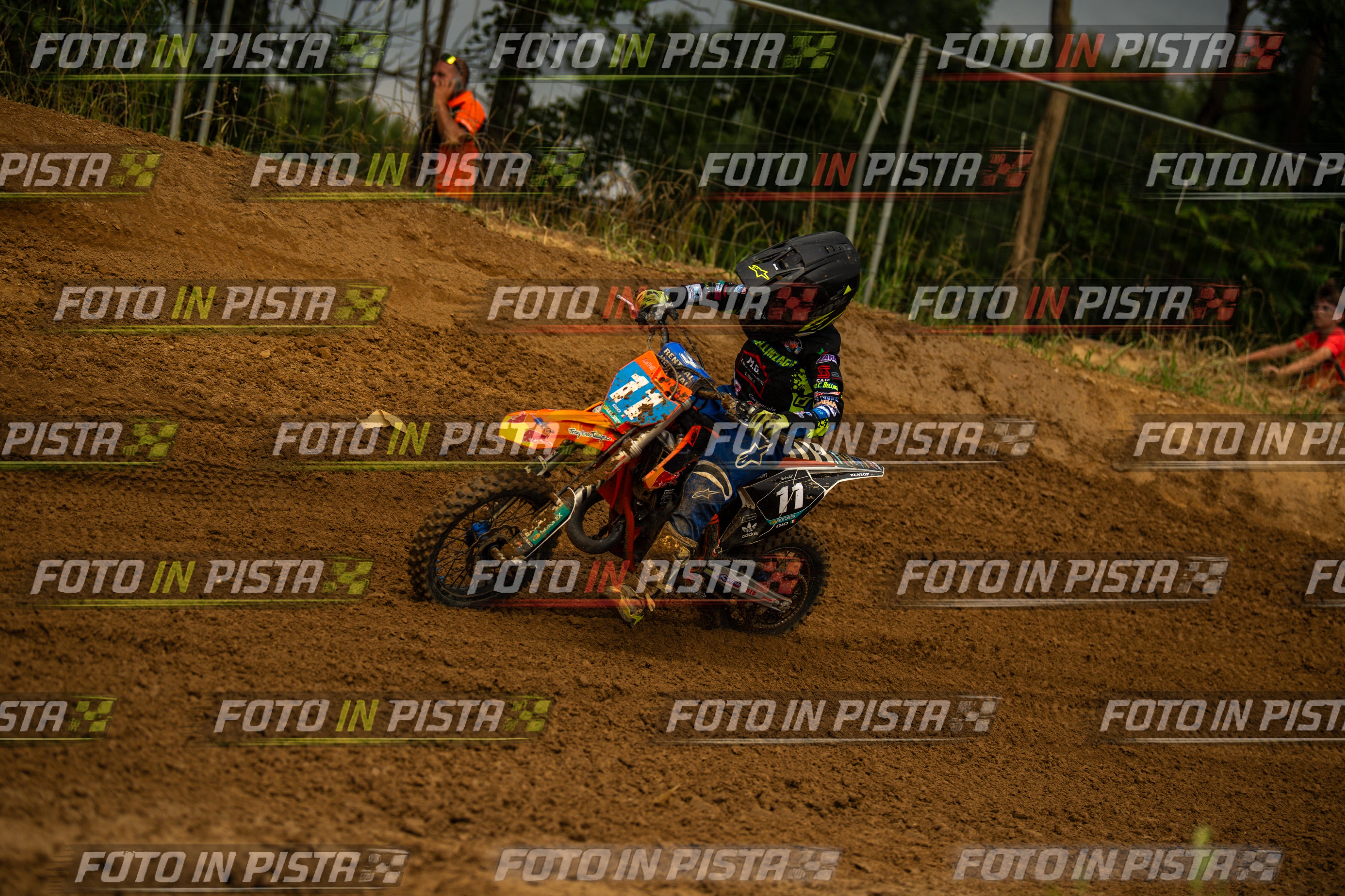 Scatto #259 - Pilota Moto 11 - MOTORNEXT.020626.MINICROSS65water