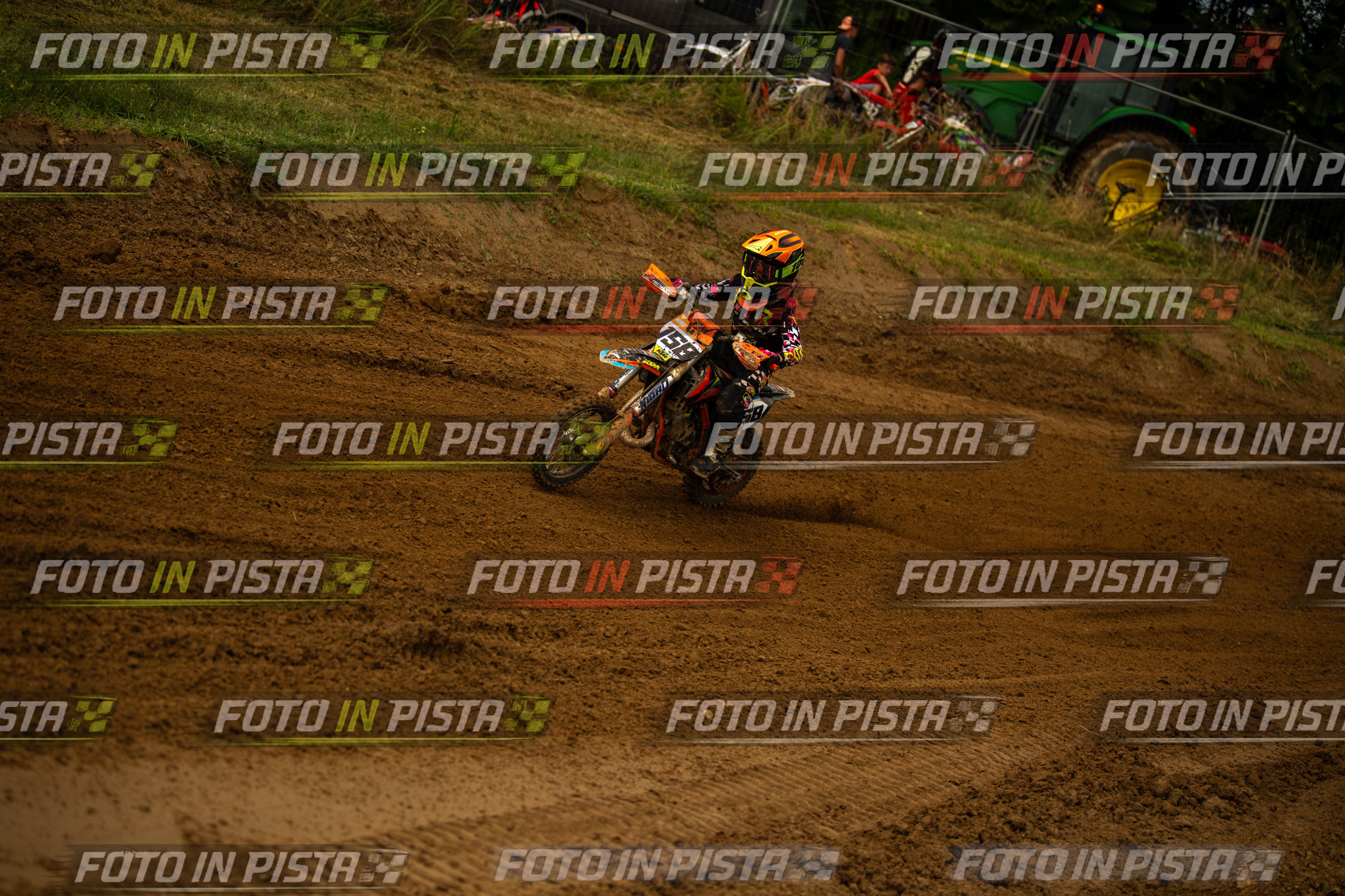 Scatto #274 - Pilota Moto 158 - MOTORNEXT.020626.MINICROSS65water
