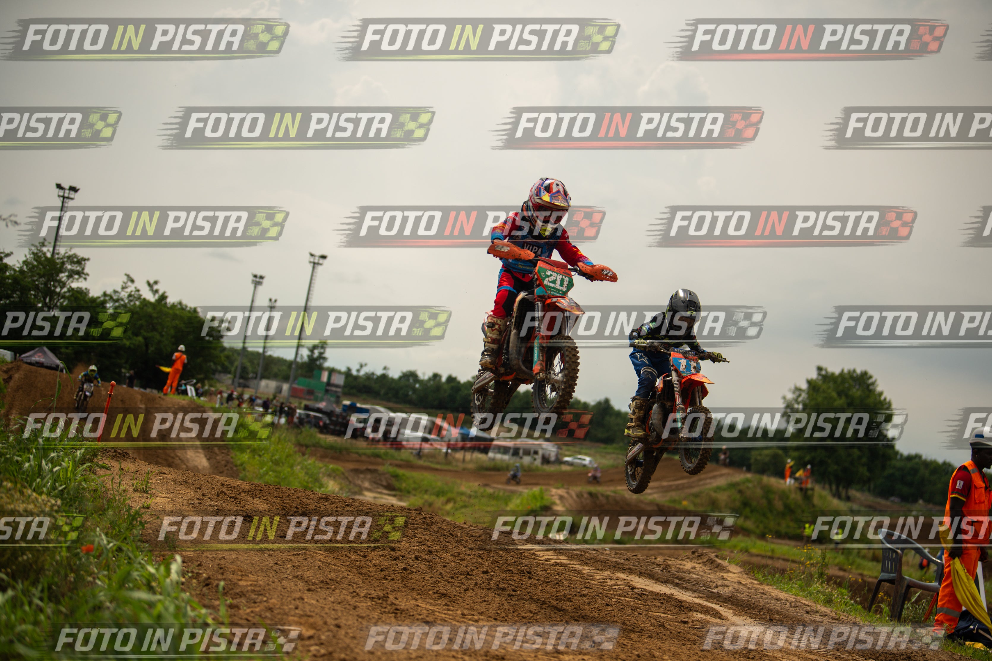 Scatto #30 - Pilota Moto 11 - MOTORNEXT.020626.MINICROSS65water