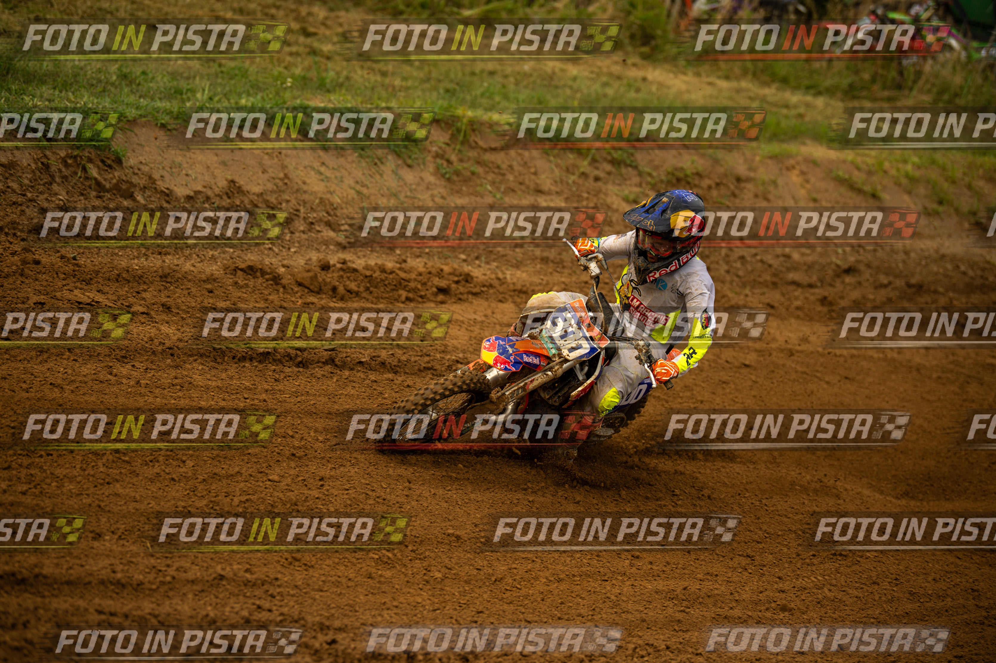 Scatto #321 - Pilota Moto 300 - MOTORNEXT.020626.MINICROSS65water