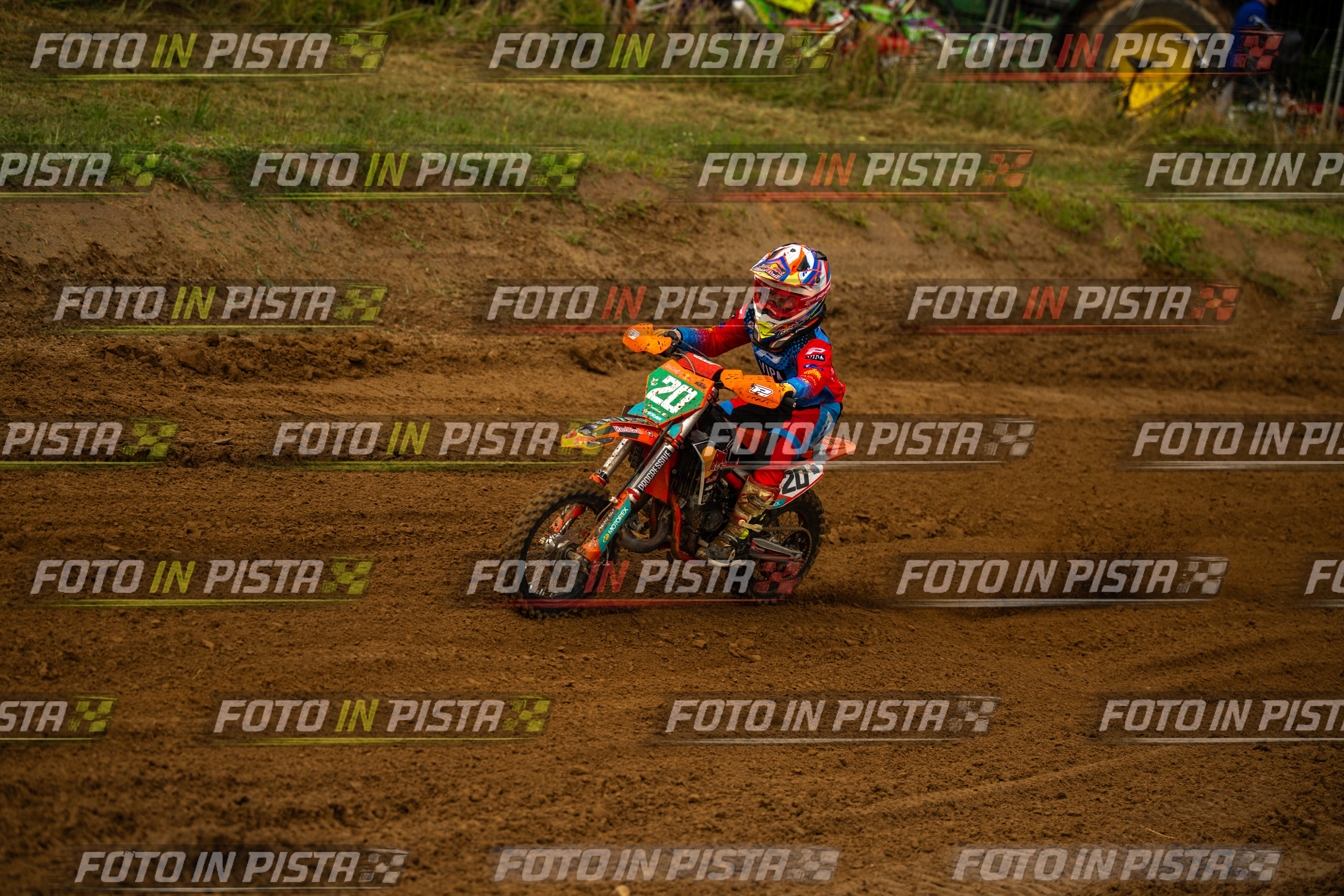 Scatto #356 - Pilota Moto 20 - MOTORNEXT.020626.MINICROSS65water