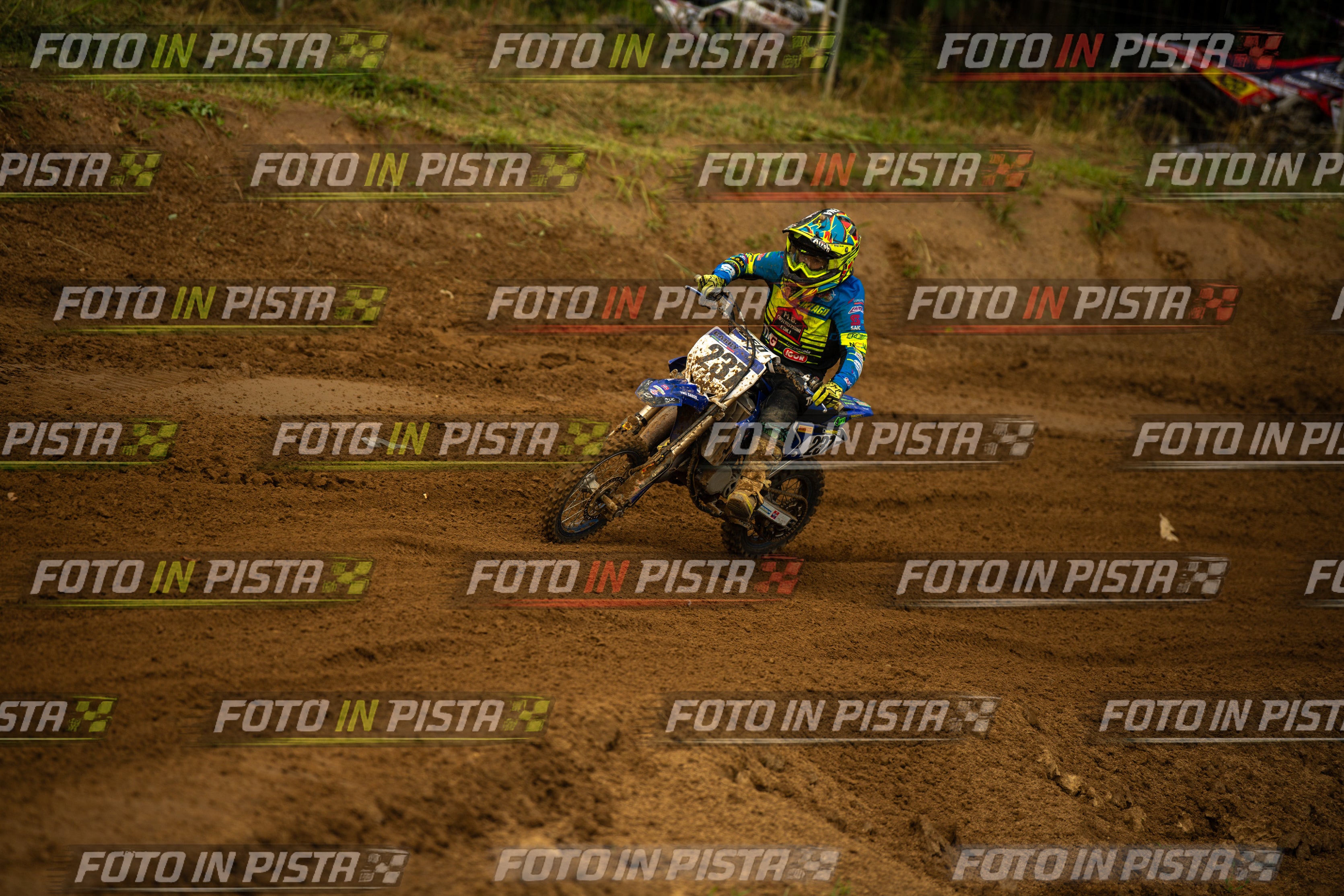 Scatto #369 - Pilota Moto 237 - MOTORNEXT.020626.MINICROSS65water
