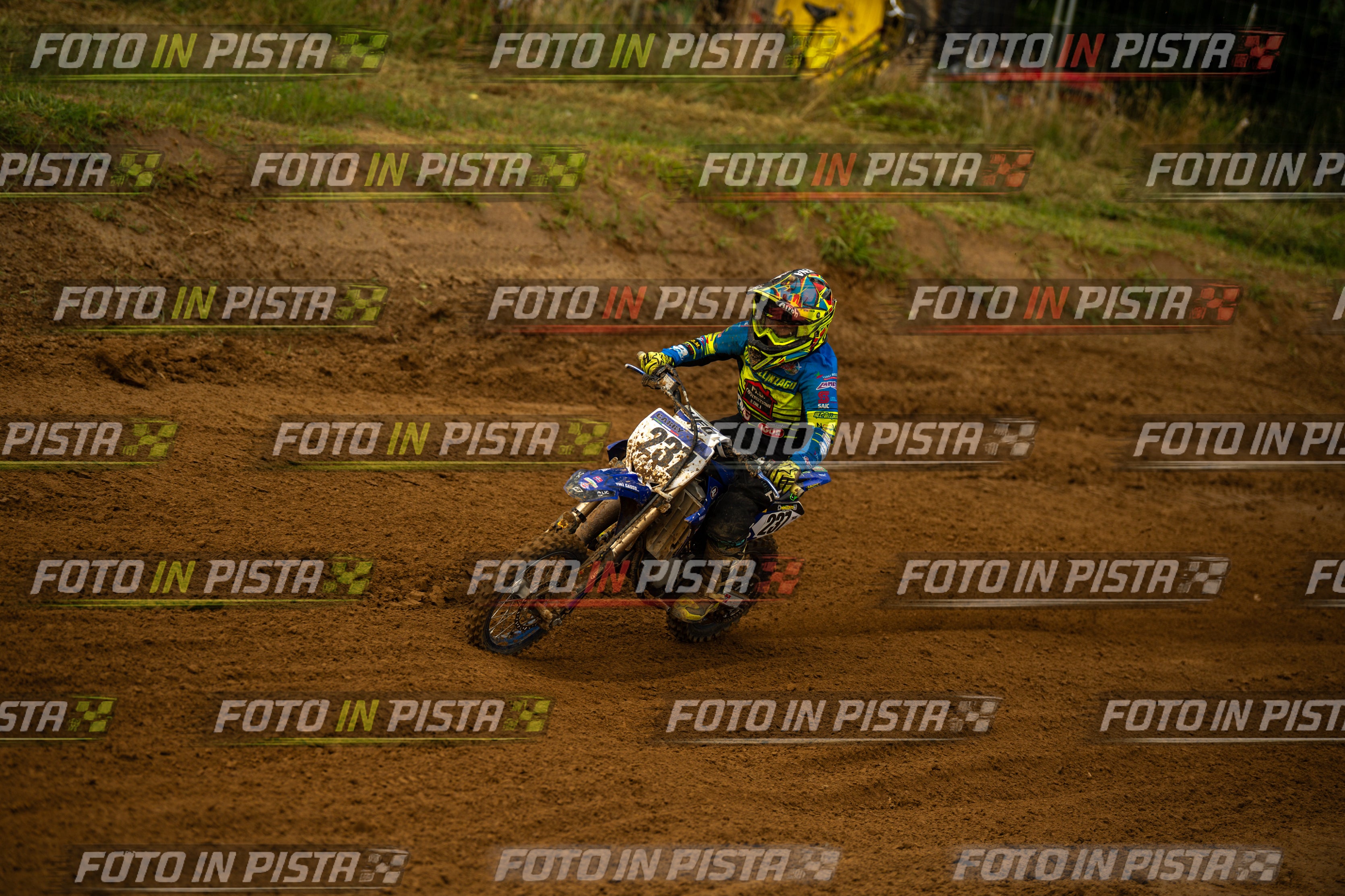 Scatto #373 - Pilota Moto 237 - MOTORNEXT.020626.MINICROSS65water