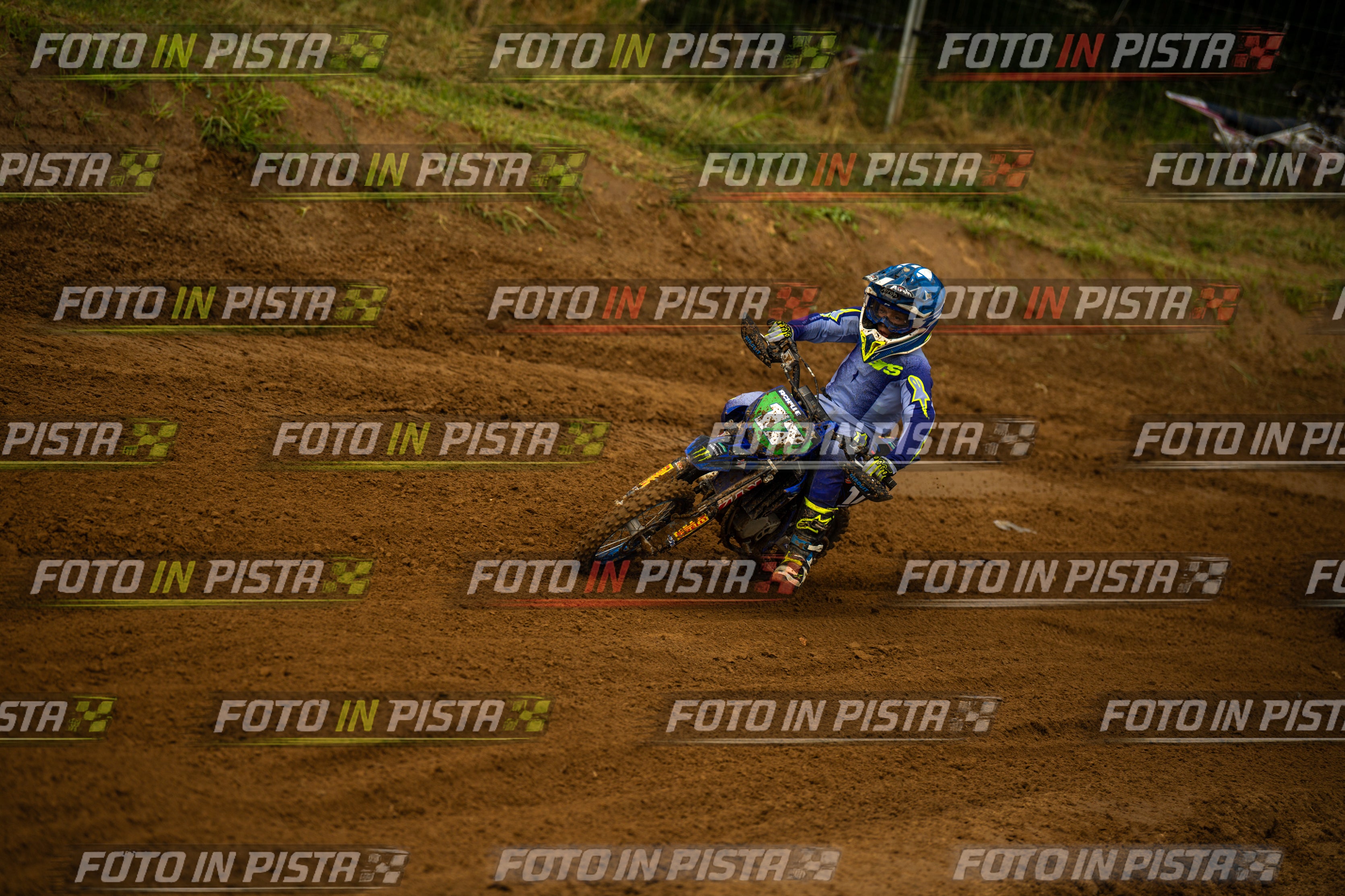 Scatto #385 - Pilota Moto 17 - MOTORNEXT.020626.MINICROSS65water