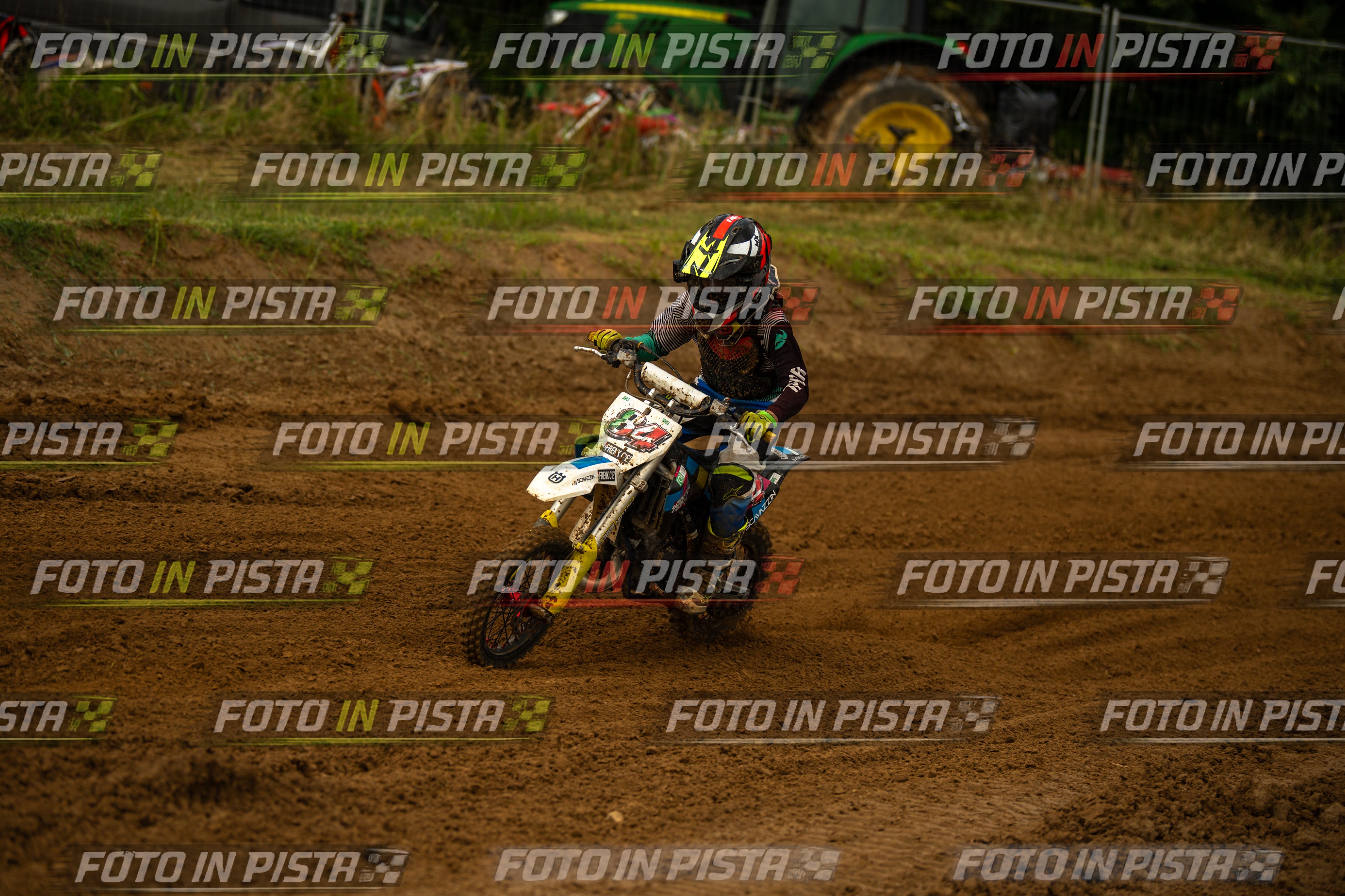 Scatto #406 - Pilota Moto 84 - MOTORNEXT.020626.MINICROSS65water