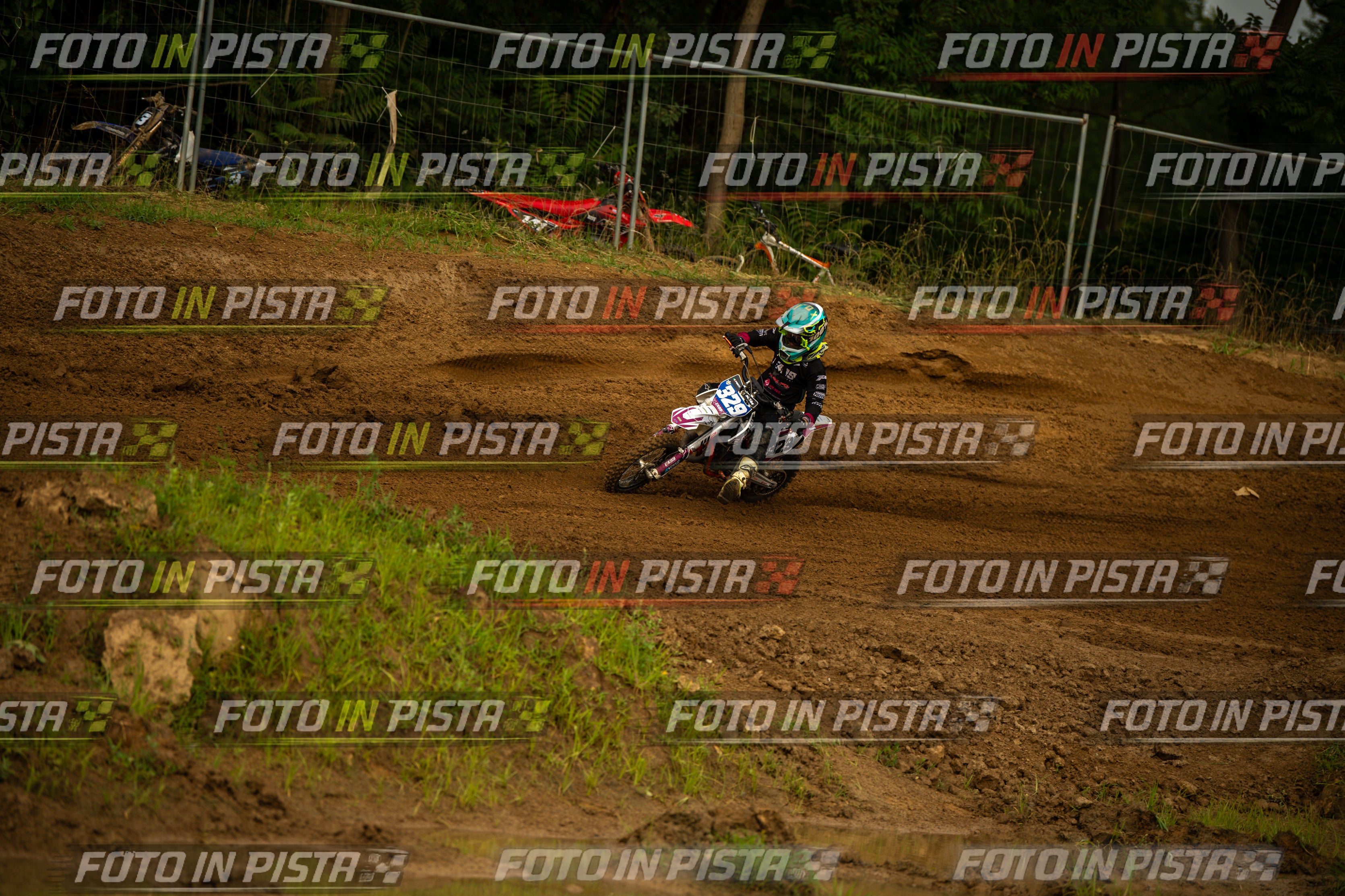 Scatto #415 - Pilota Moto 329 - MOTORNEXT.020626.MINICROSS65water