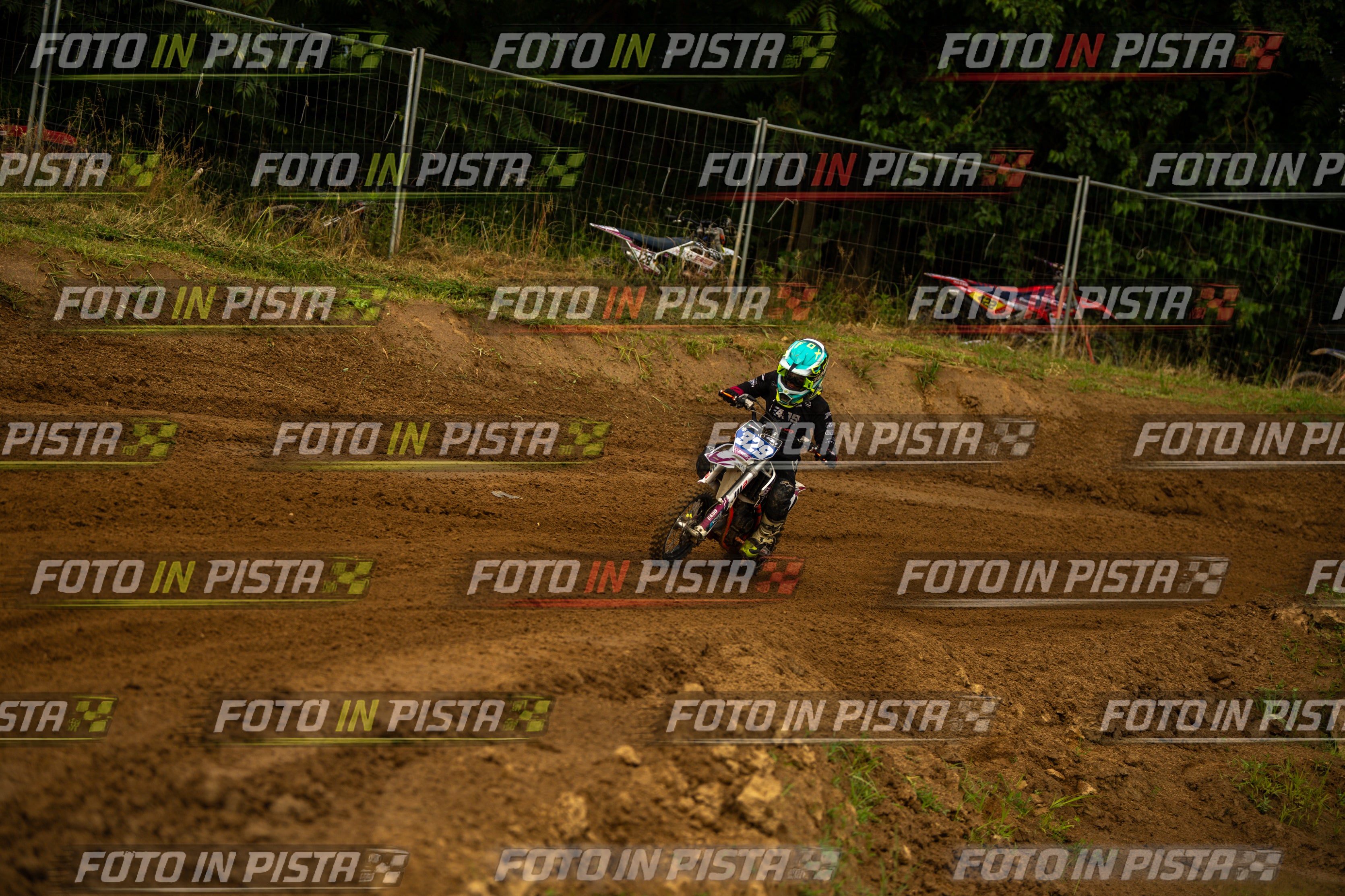 Scatto #421 - Pilota Moto 329 - MOTORNEXT.020626.MINICROSS65water