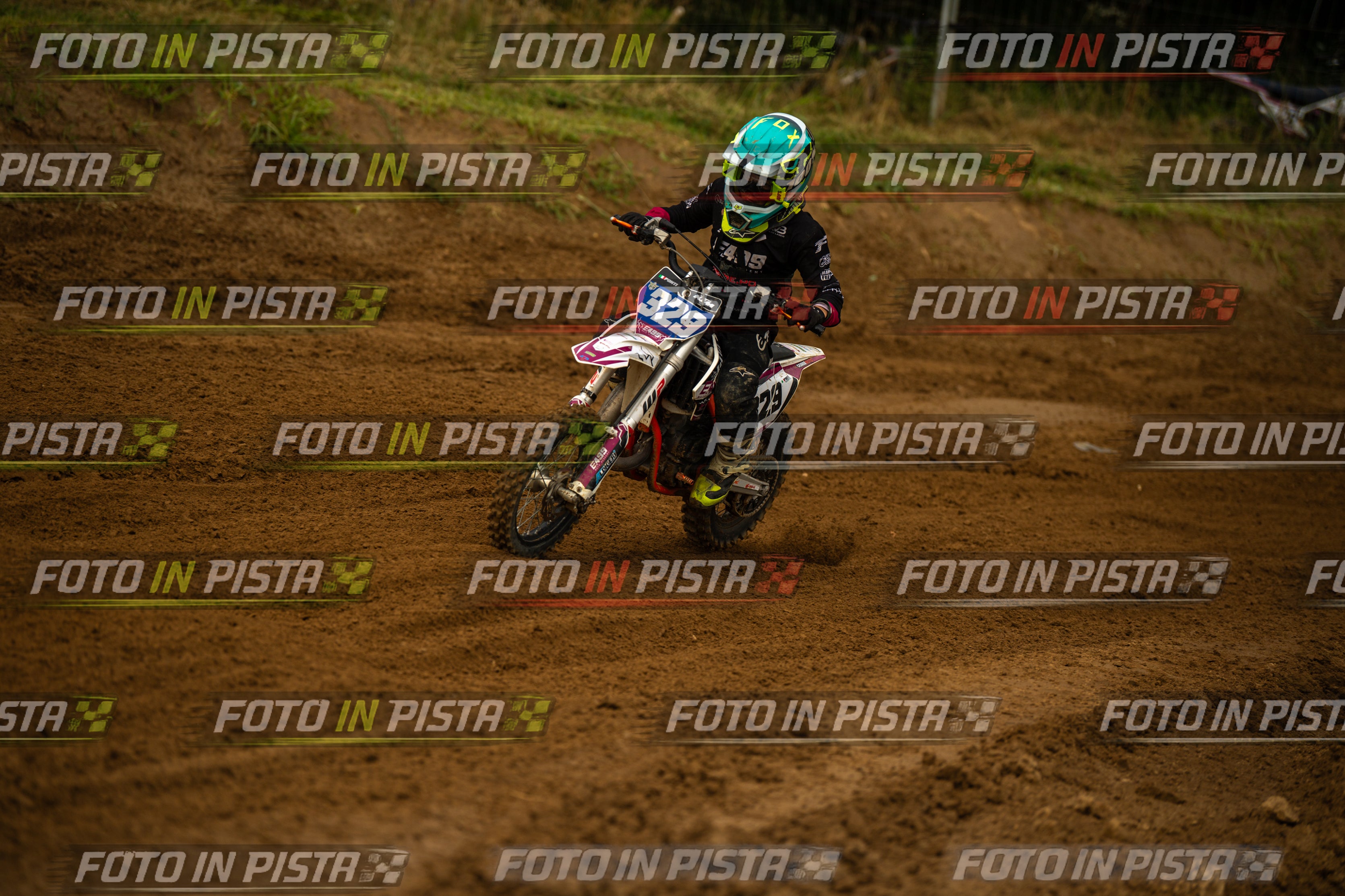 Scatto #425 - Pilota Moto 329 - MOTORNEXT.020626.MINICROSS65water