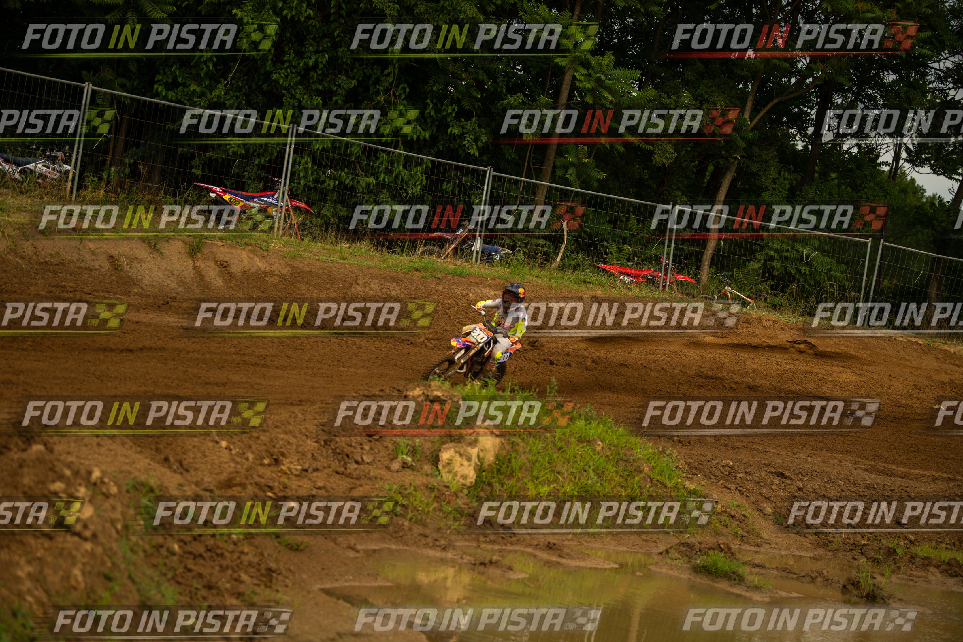 Scatto #457 - Pilota Moto 300 - MOTORNEXT.020626.MINICROSS65water