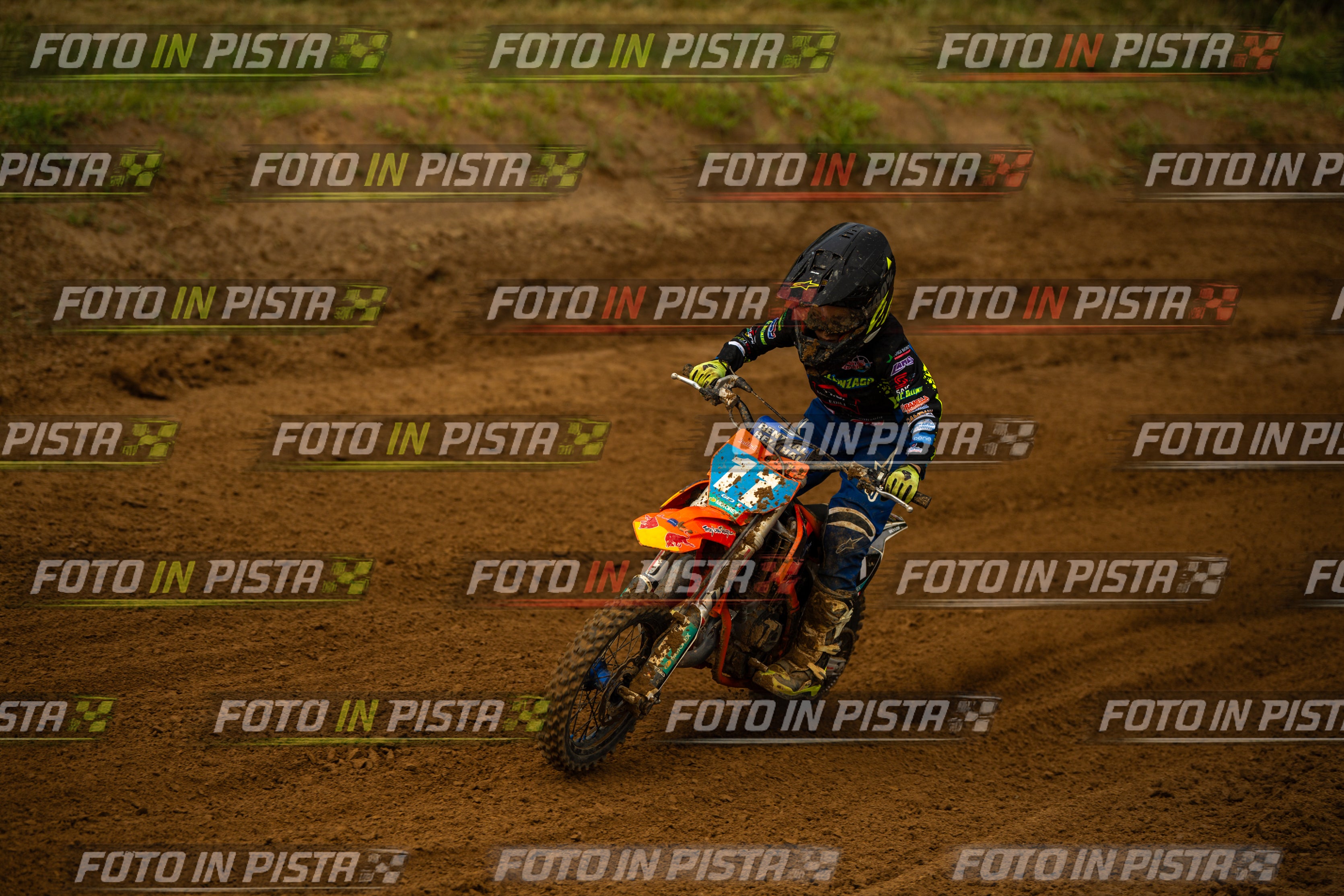 Scatto #519 - Pilota Moto 11 - MOTORNEXT.020626.MINICROSS65water