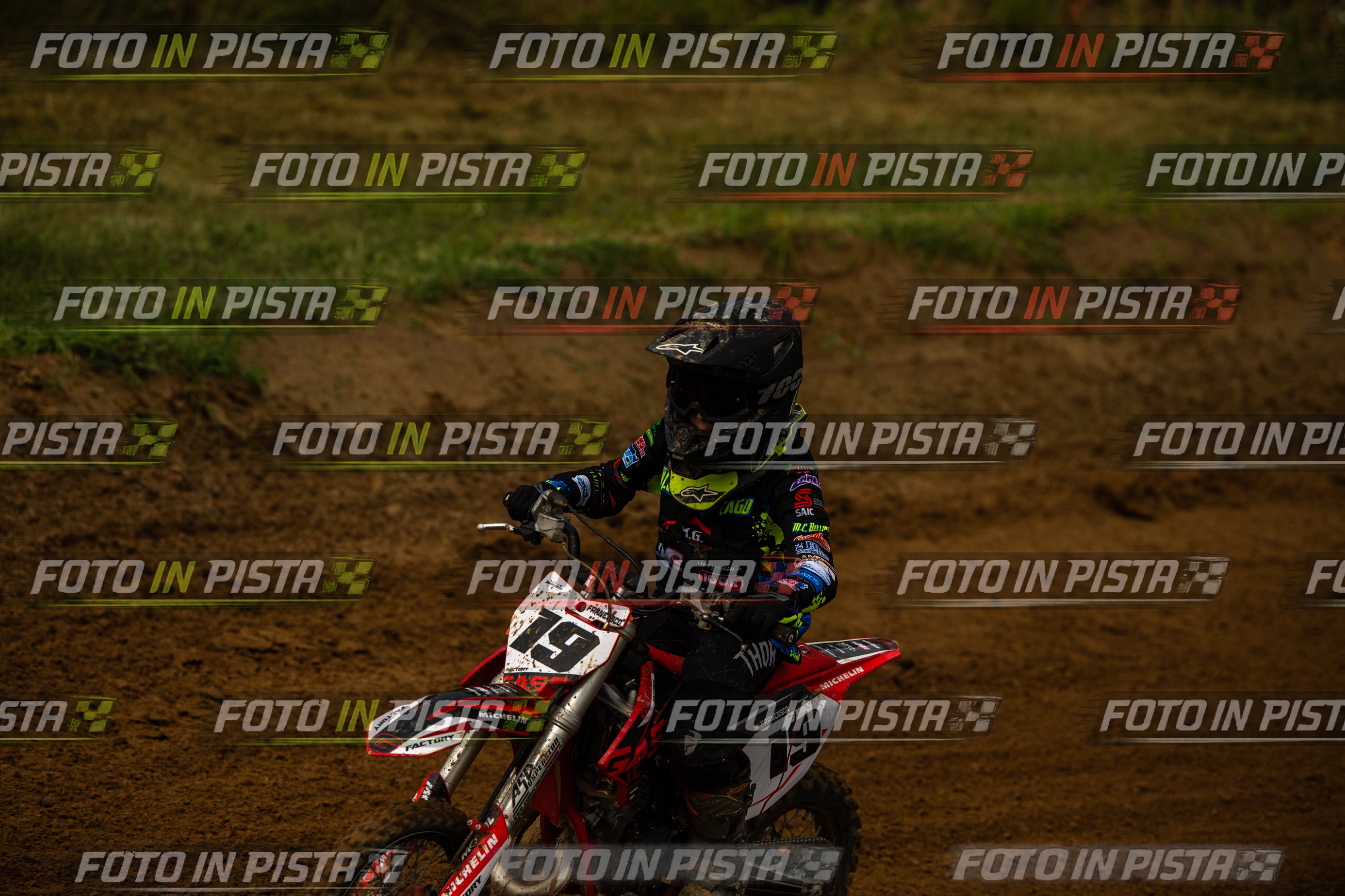 Scatto #524 - Pilota Moto 19 - MOTORNEXT.020626.MINICROSS65water