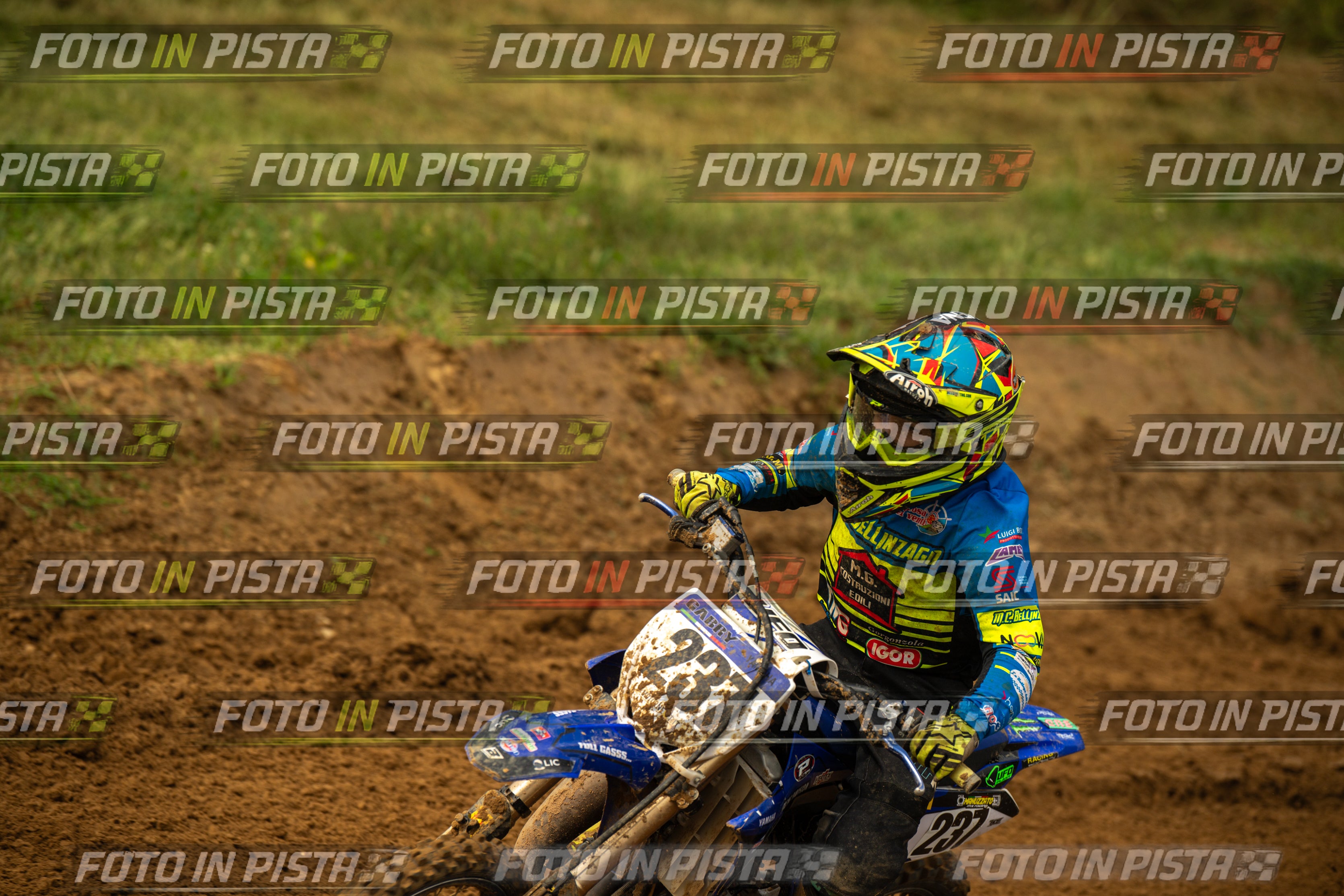 Scatto #531 - Pilota Moto 237 - MOTORNEXT.020626.MINICROSS65water