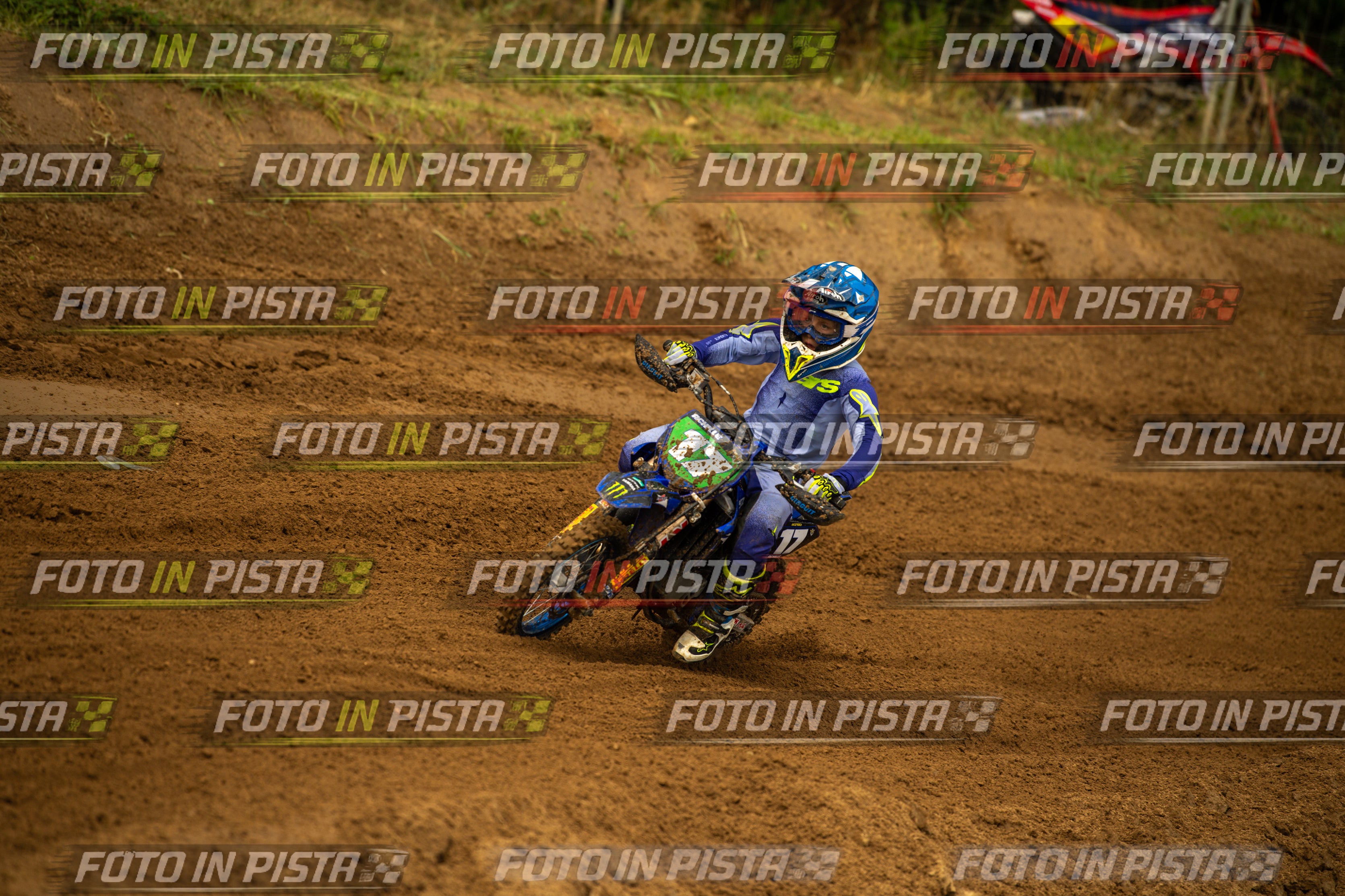Scatto #537 - Pilota Moto 17 - MOTORNEXT.020626.MINICROSS65water
