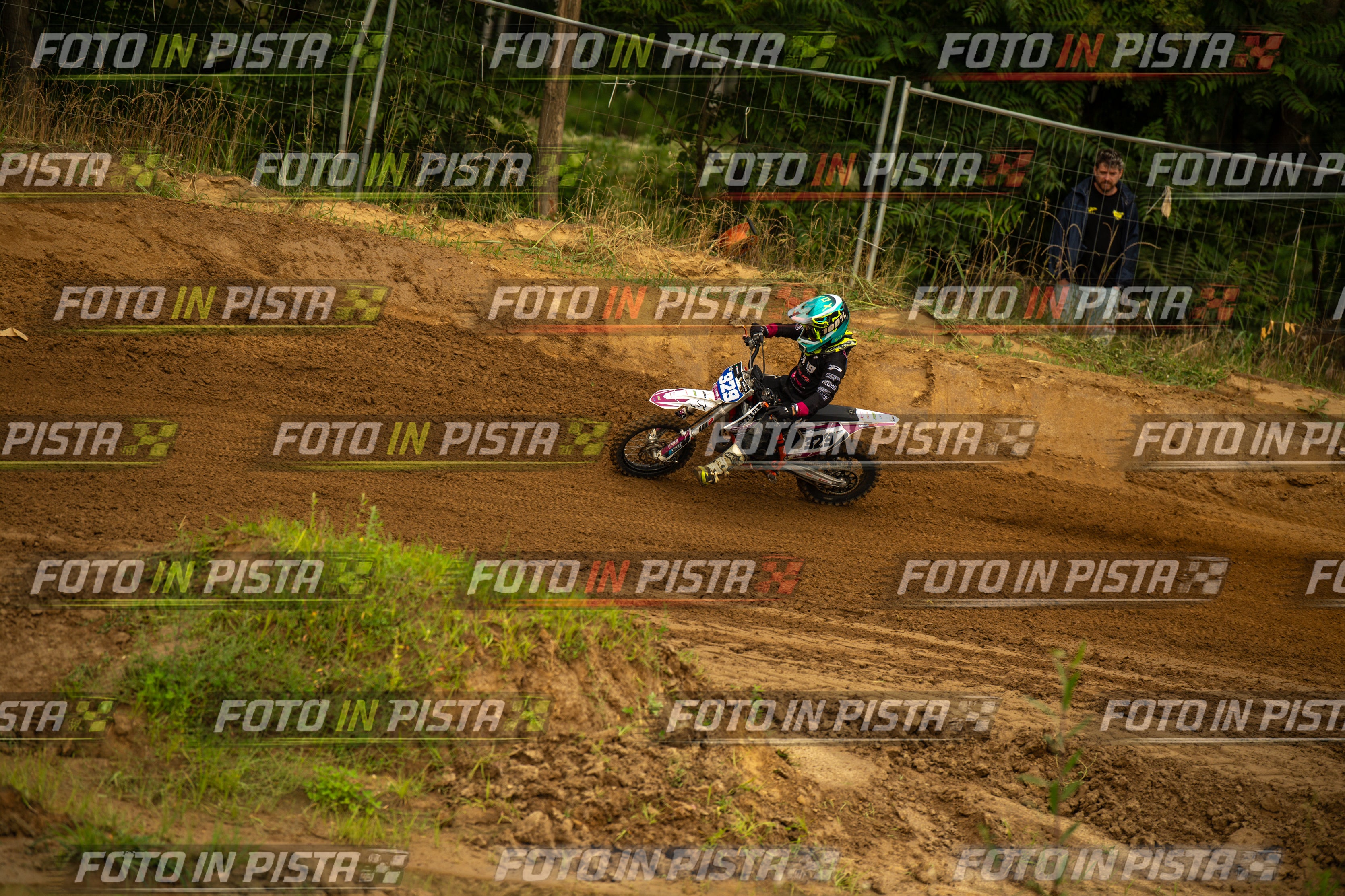 Scatto #554 - Pilota Moto 329 - MOTORNEXT.020626.MINICROSS65water