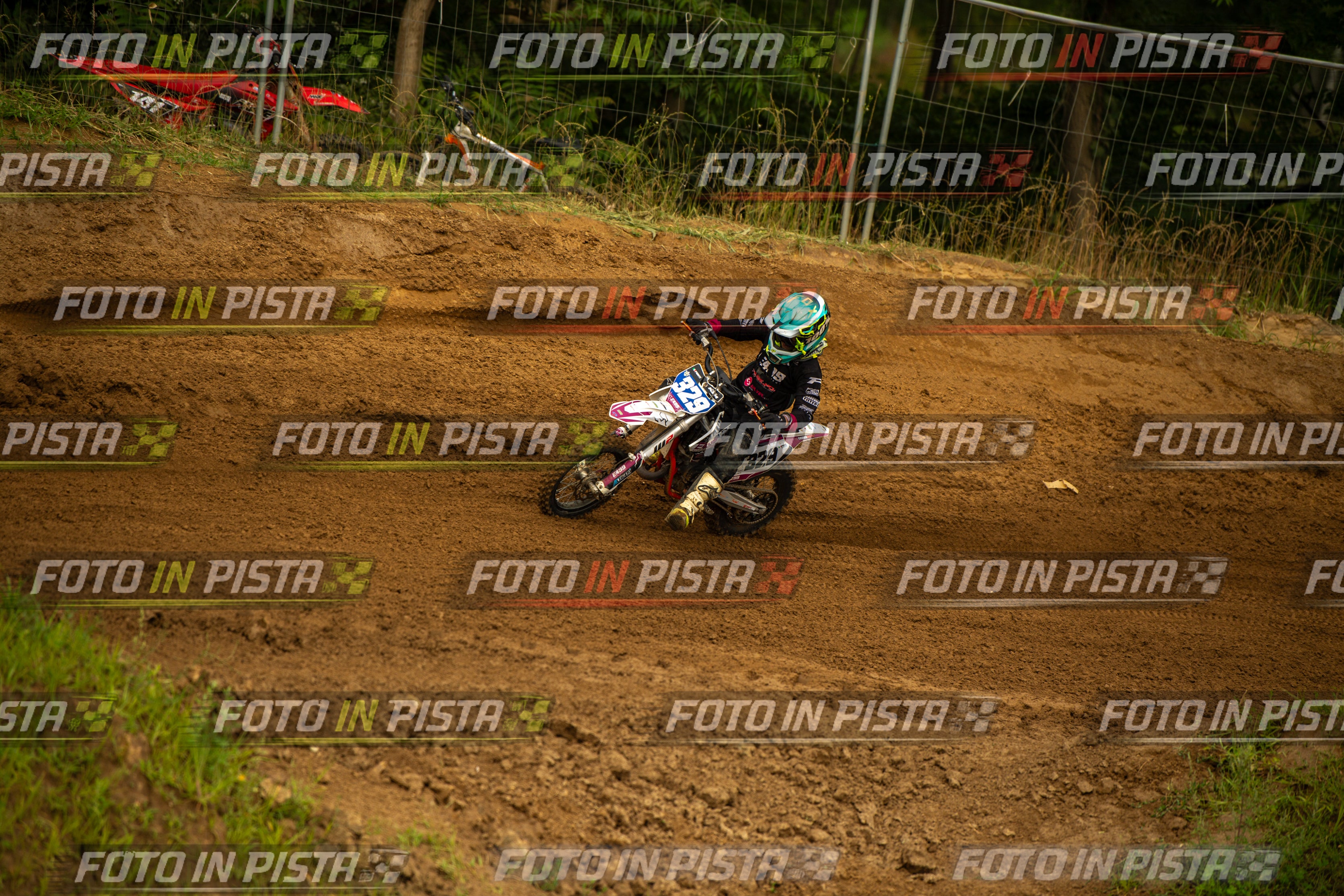 Scatto #556 - Pilota Moto 329 - MOTORNEXT.020626.MINICROSS65water