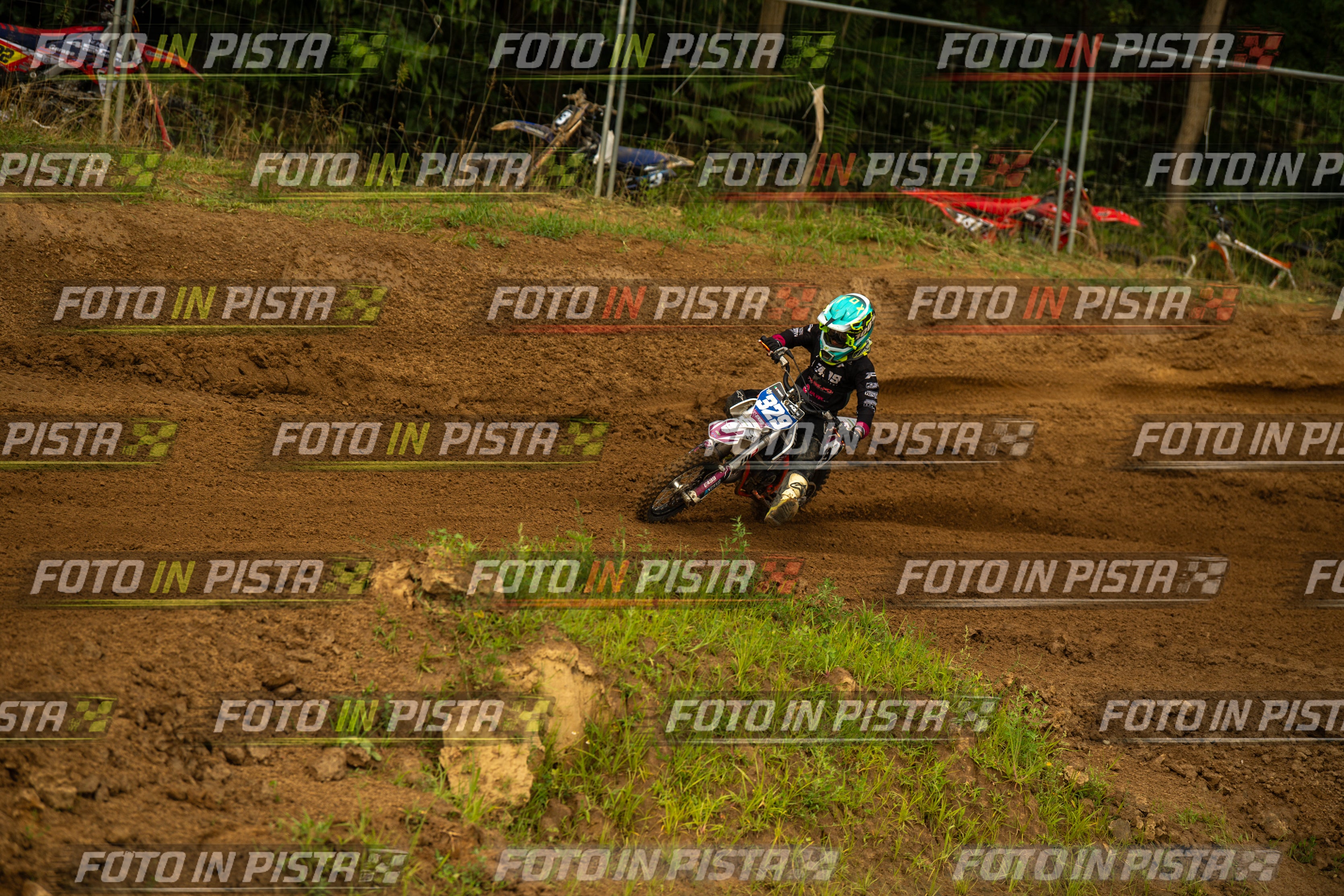 Scatto #558 - Pilota Moto 329 - MOTORNEXT.020626.MINICROSS65water