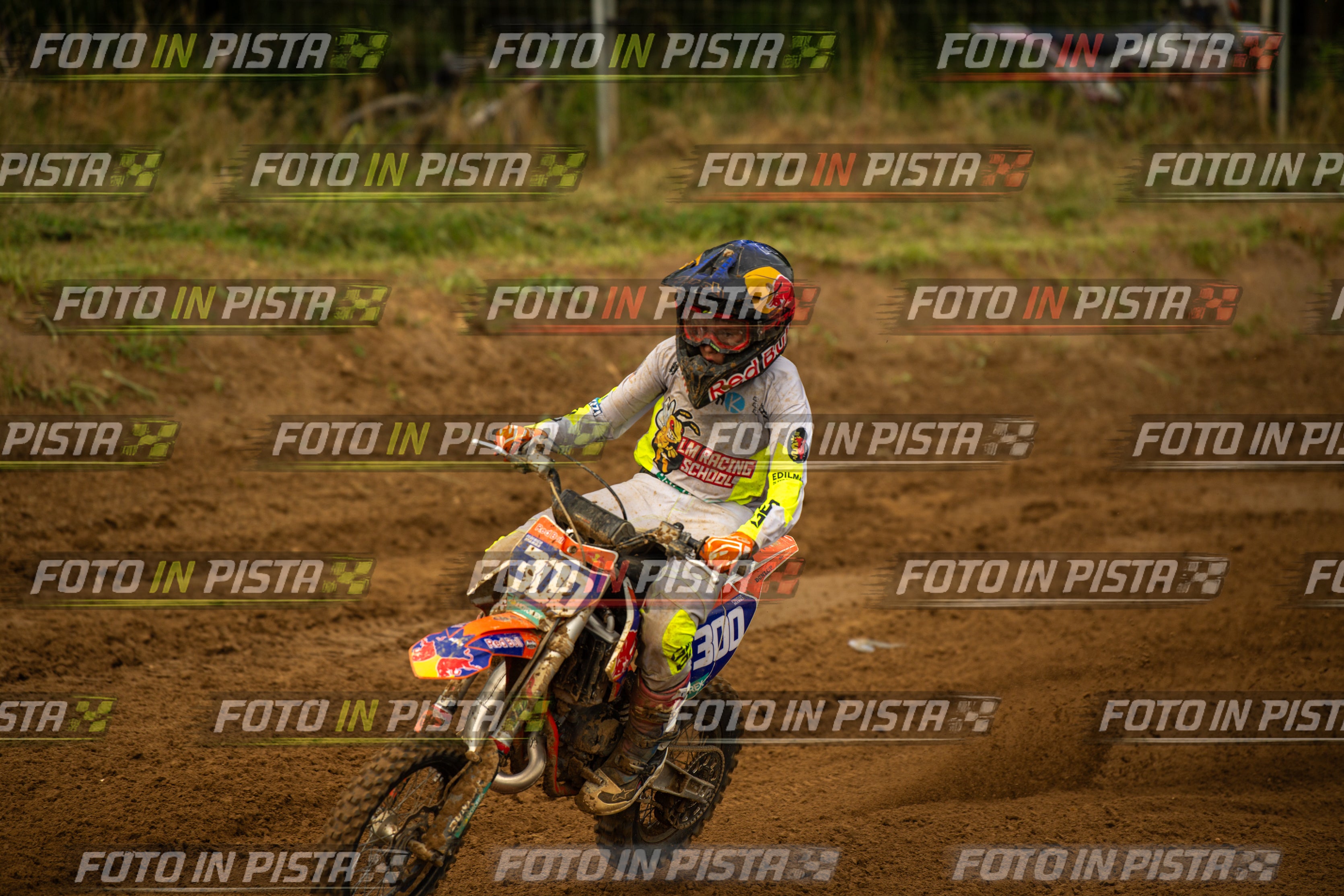 Scatto #574 - Pilota Moto 300 - MOTORNEXT.020626.MINICROSS65water