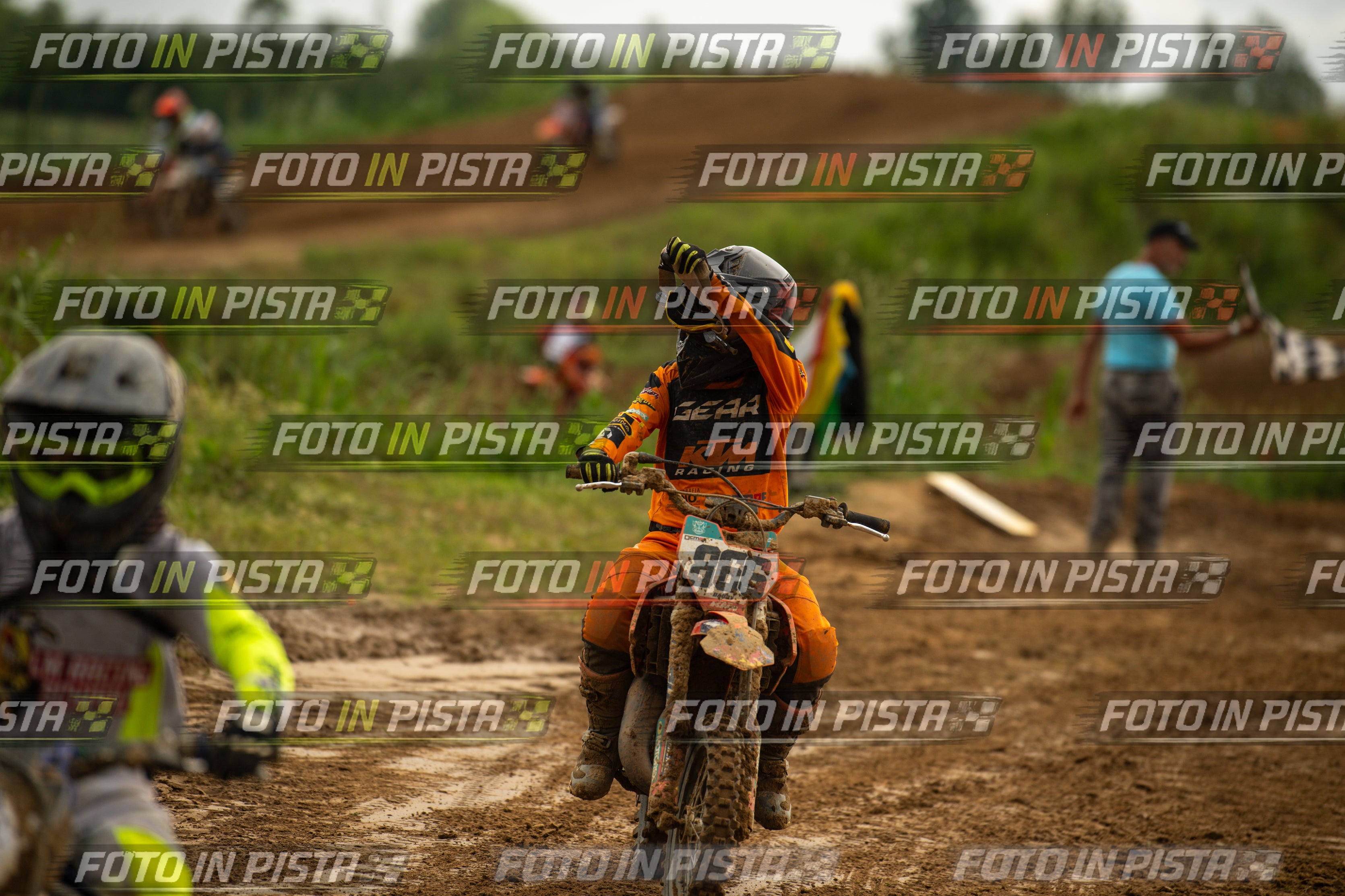 Scatto #675 - Pilota Moto 866 - MOTORNEXT.020626.MINICROSS65water