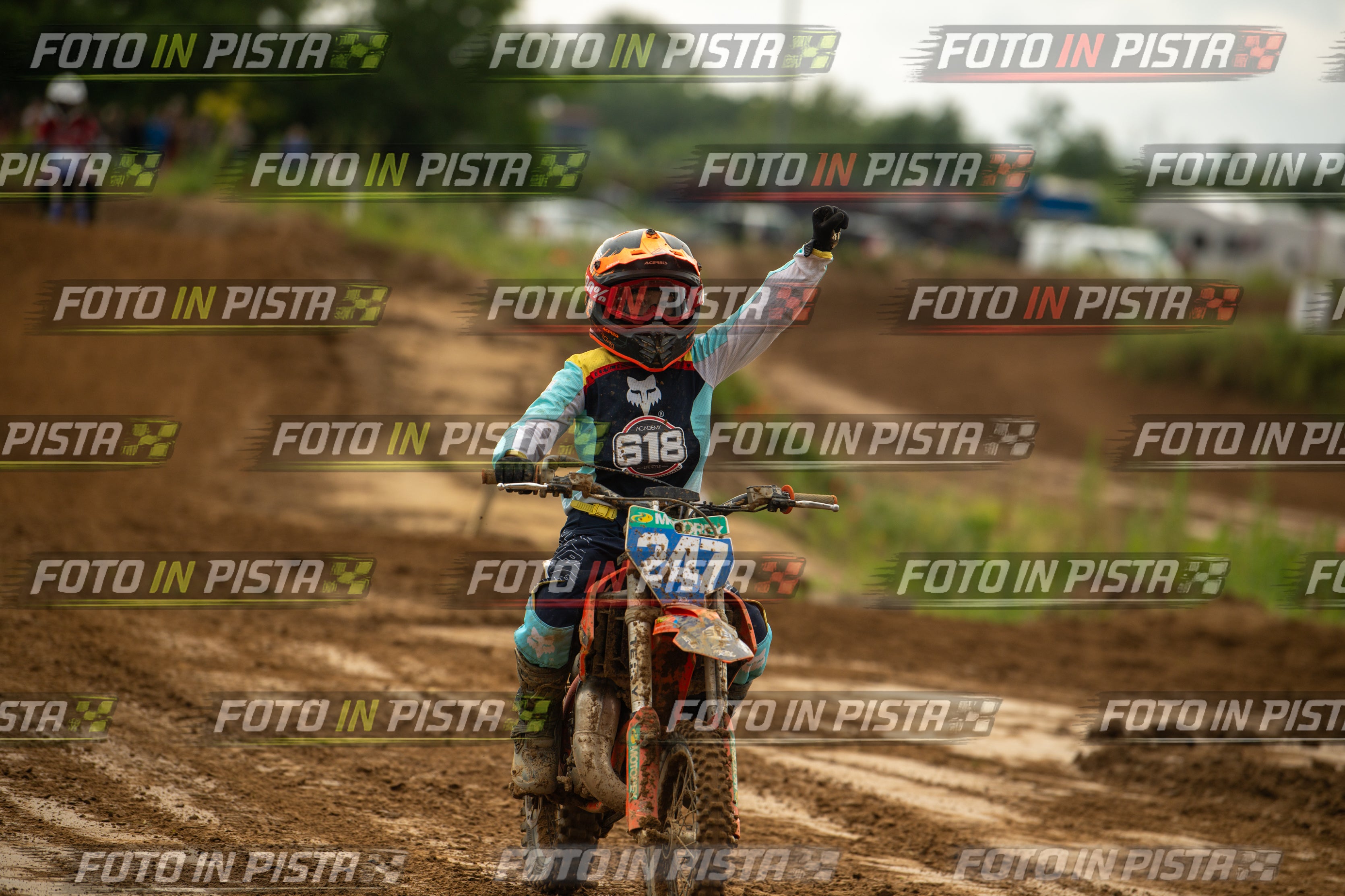 Scatto #689 - Pilota Moto 247 - MOTORNEXT.020626.MINICROSS65water