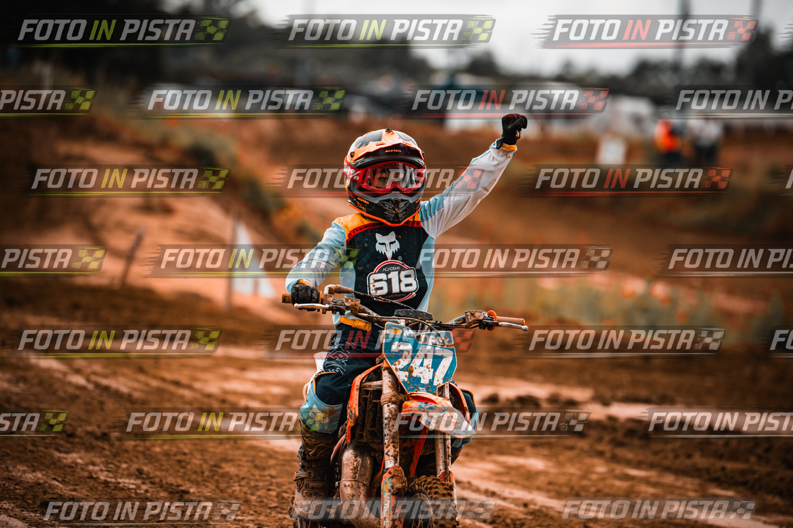 Scatto #692 - Pilota Moto 247 - MOTORNEXT.020626.MINICROSS65water