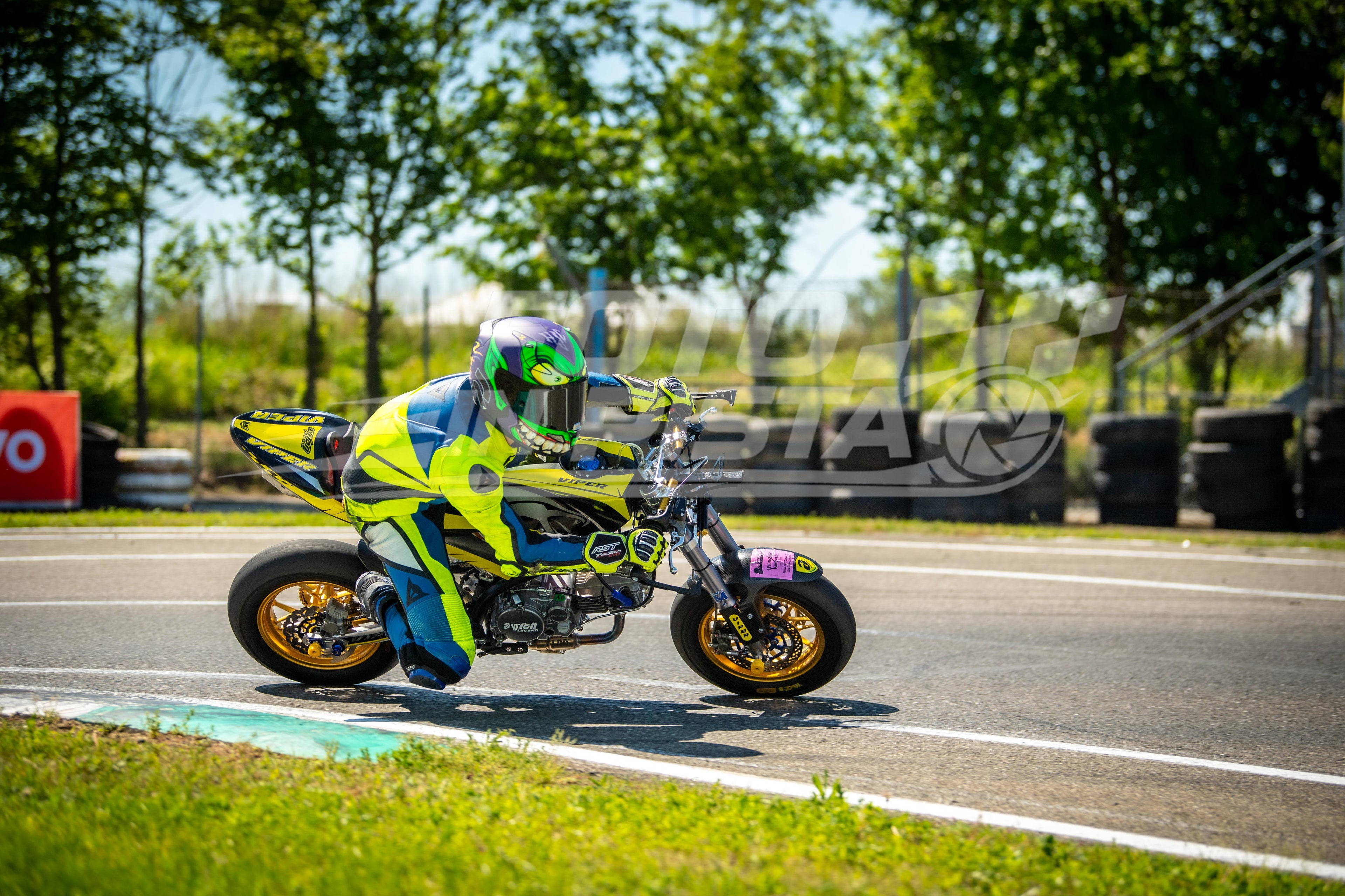minibike-196