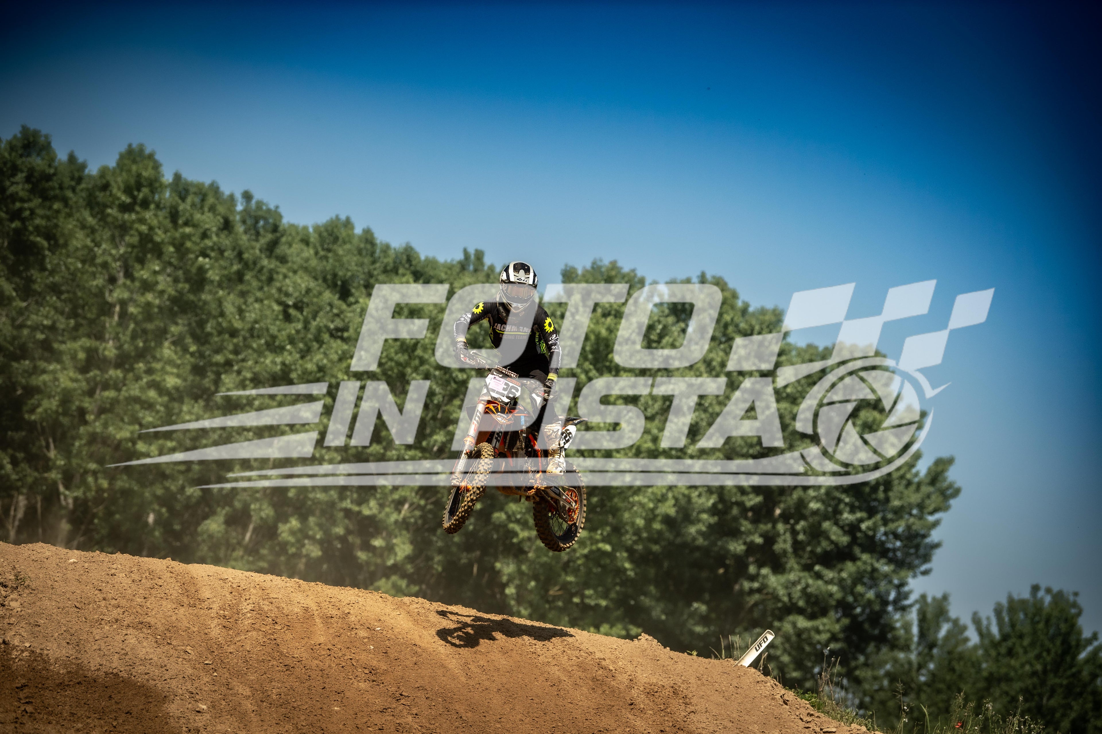 FM5_7711GOPRO2305