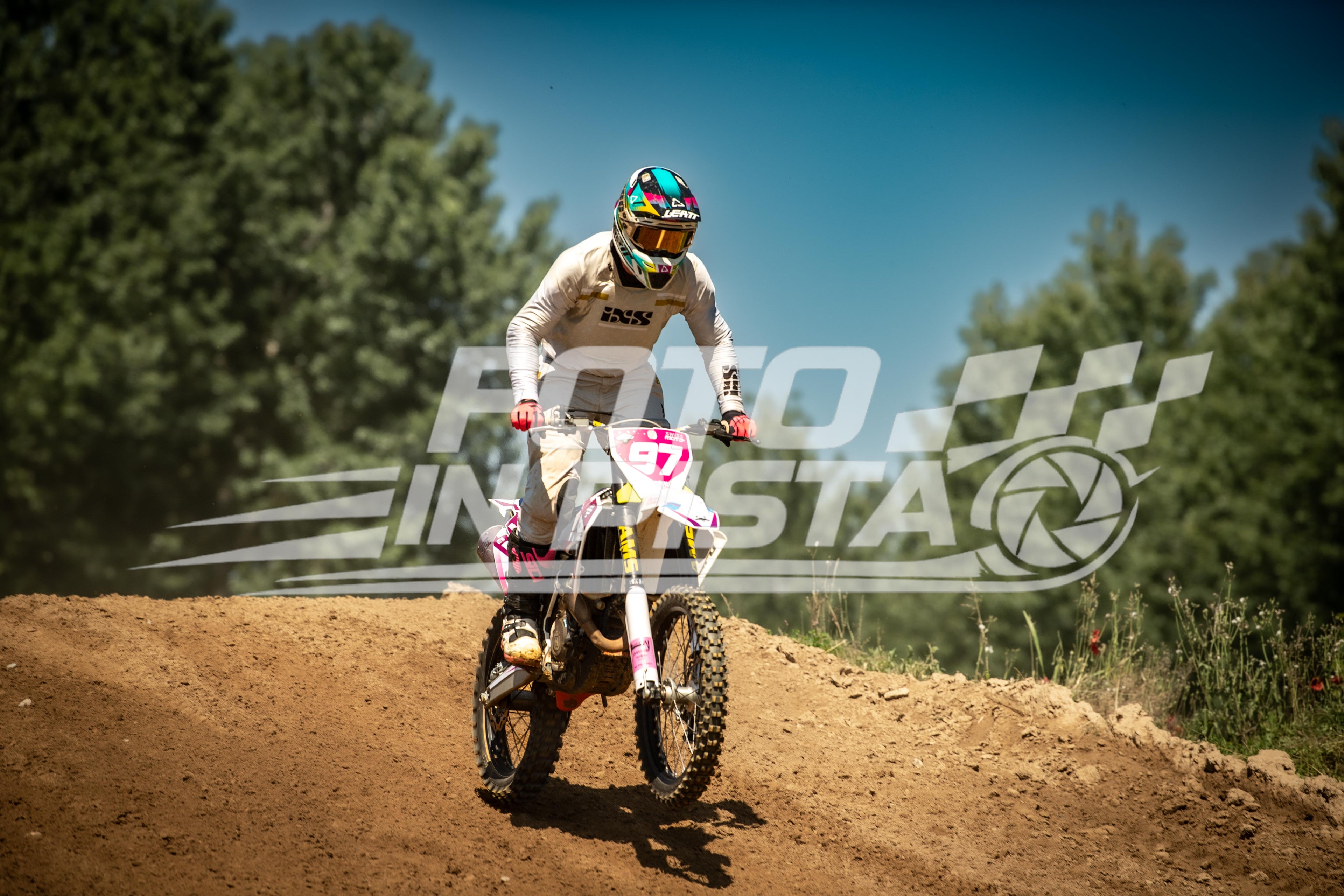 FM5_7695GOPRO2305