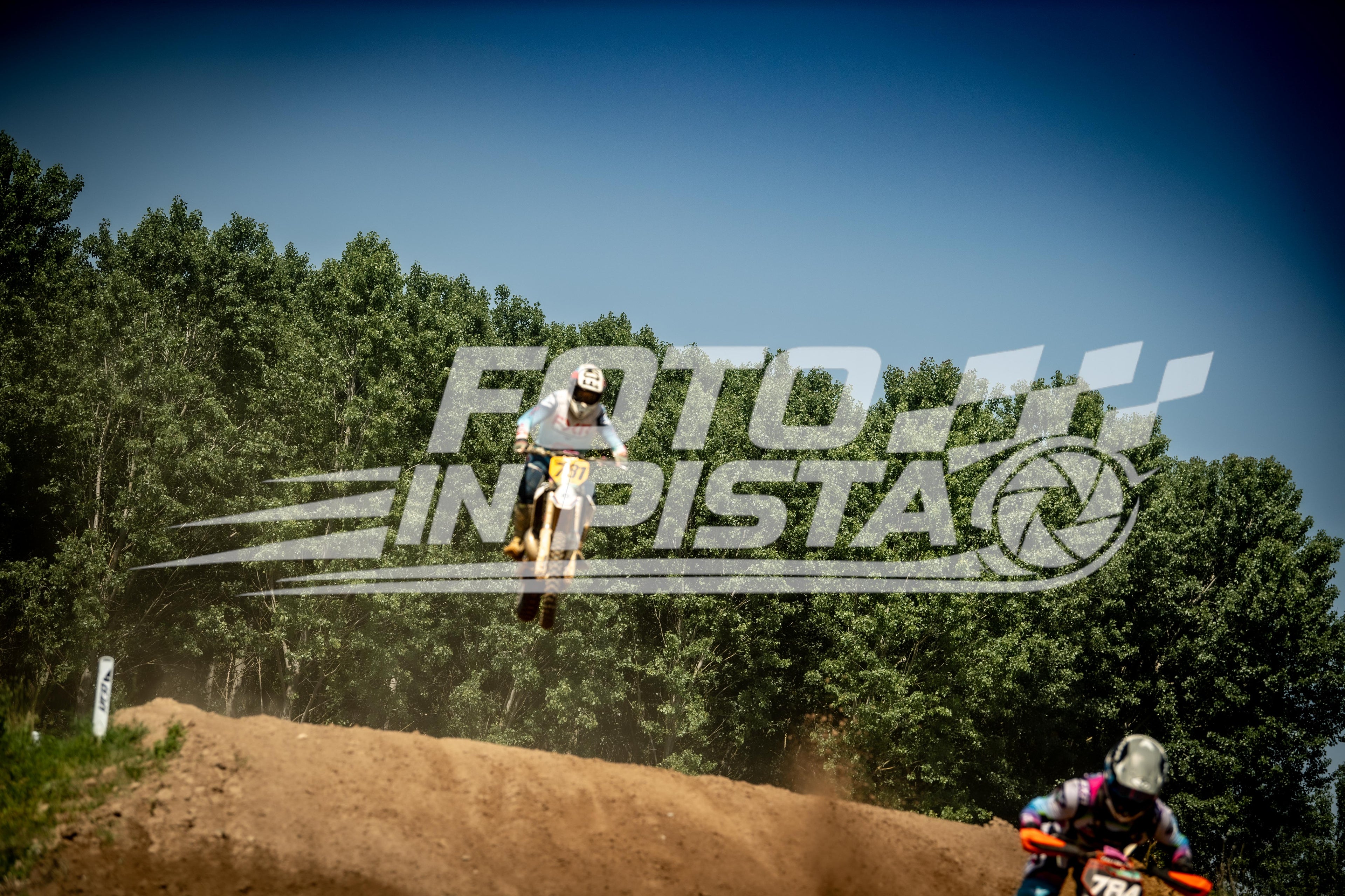 FM5_7728GOPRO2305