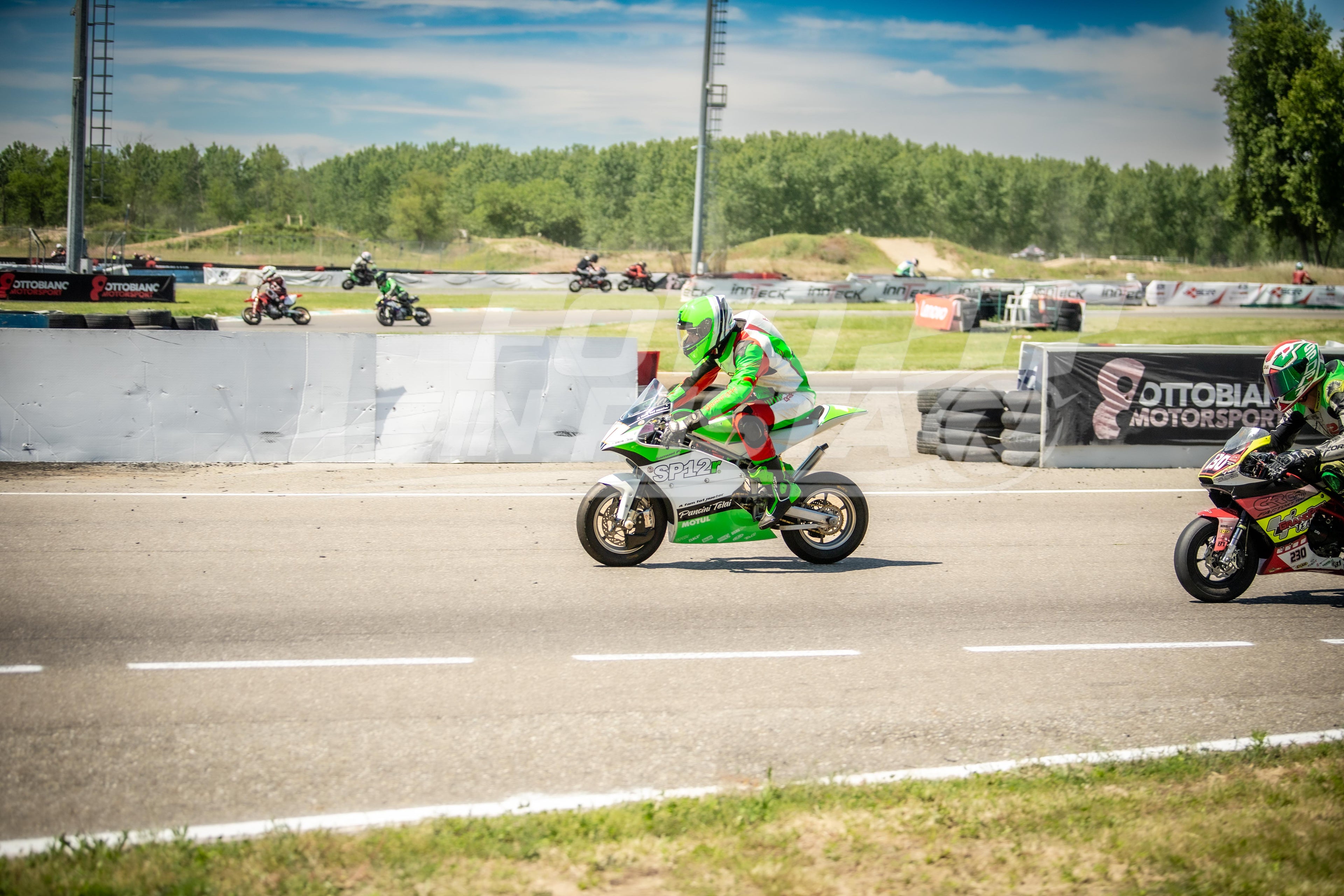 minibike-404