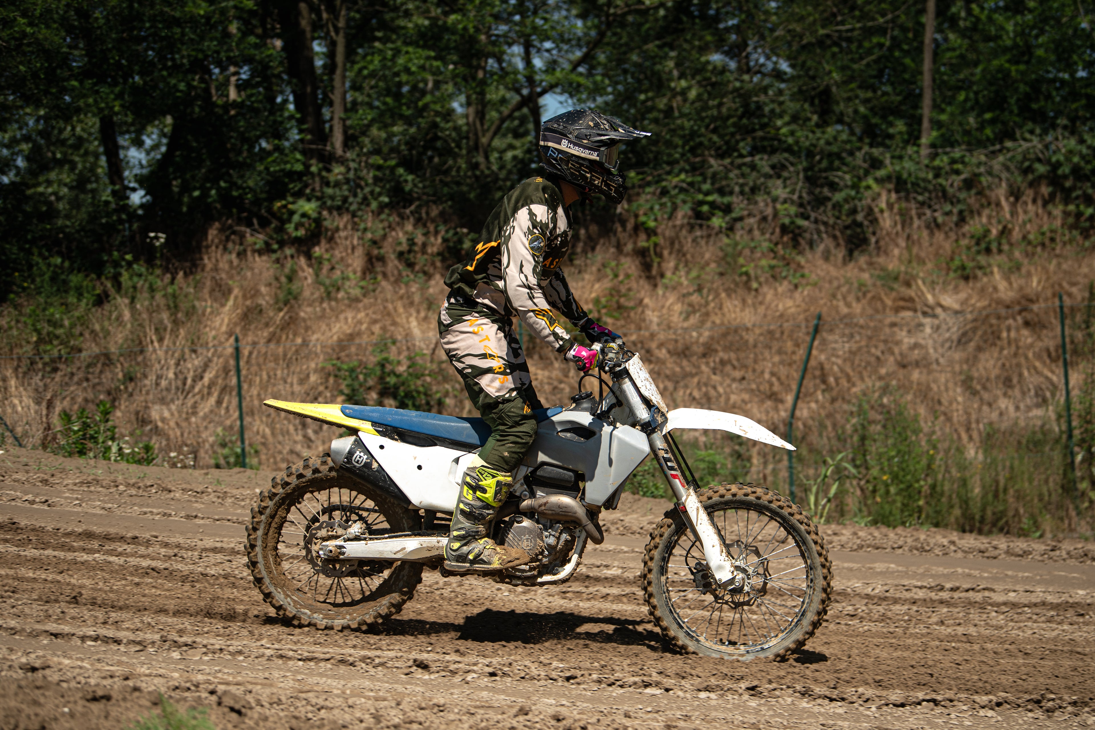 FM5_8471